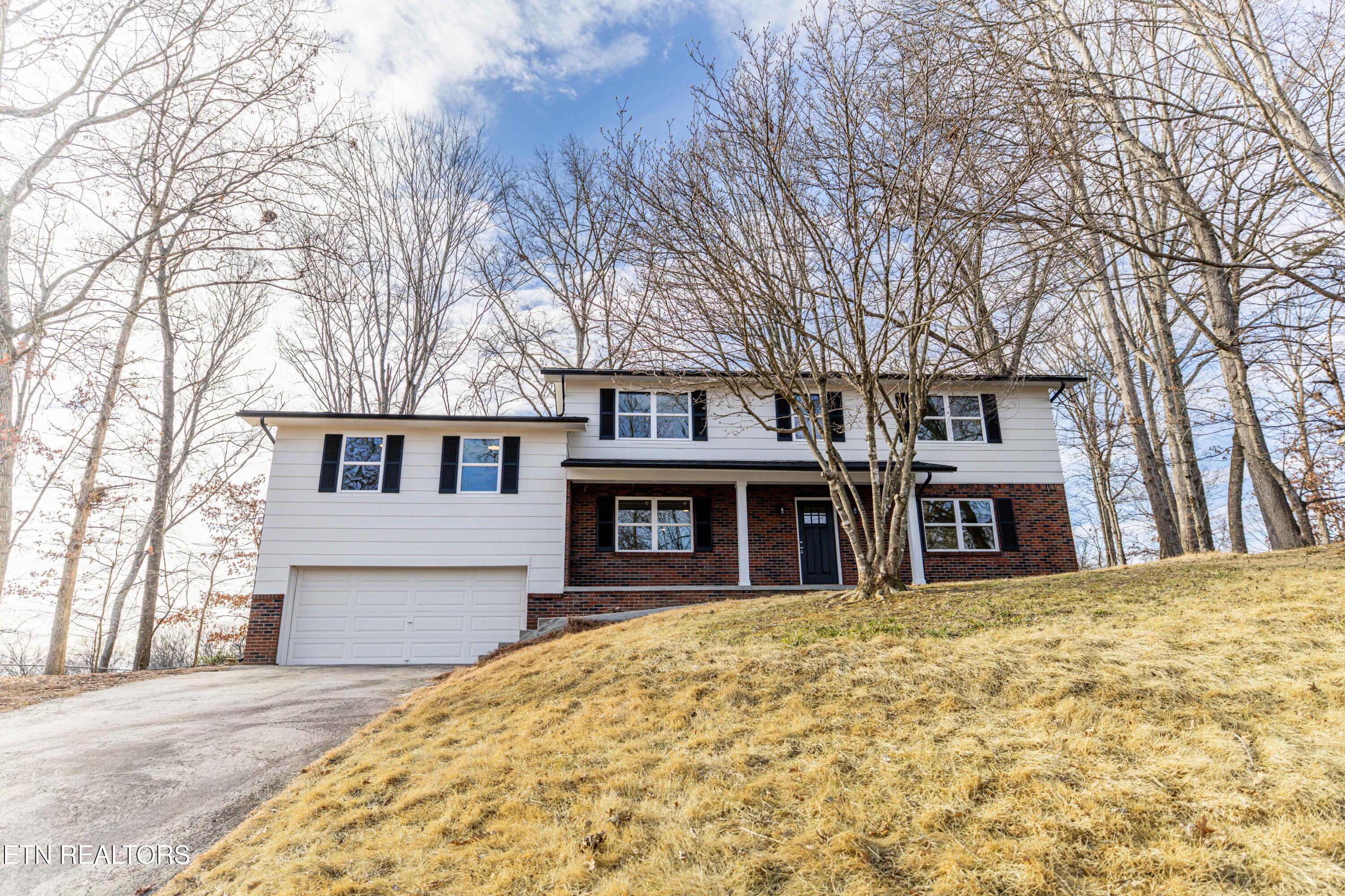 1909 Matthew Lane Knoxville TN 37923