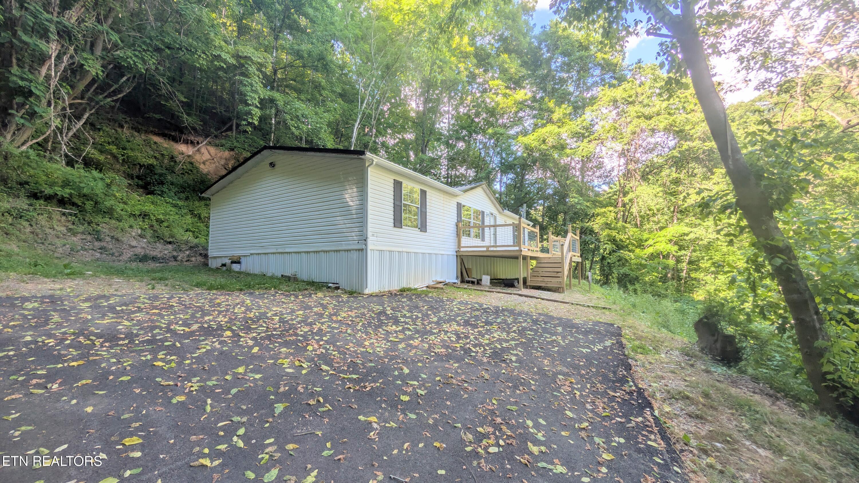 1347 Gnatty Branch Road Sevierville TN 37876