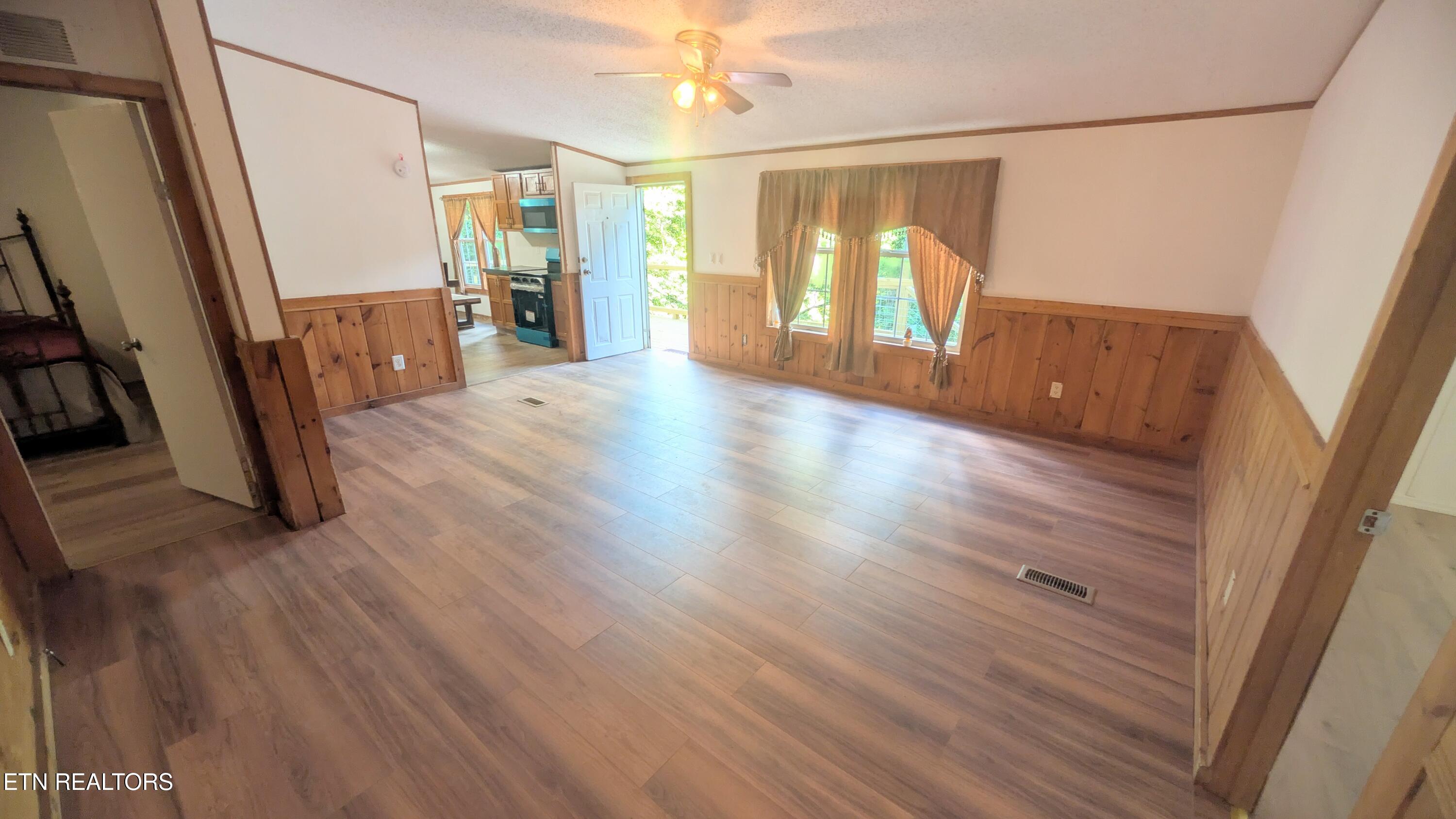 1347 Gnatty Branch Road Sevierville TN 37876