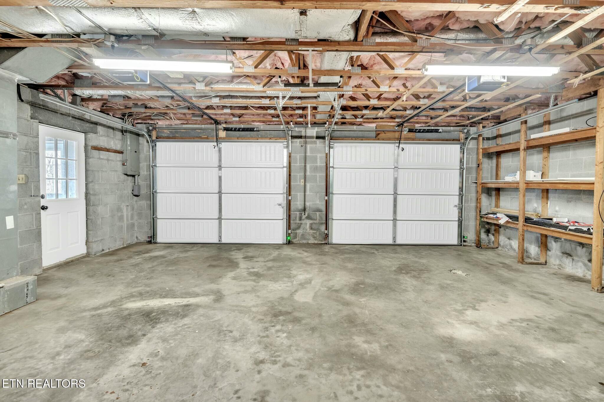125 Iroquois Lane Clinton TN 37716
