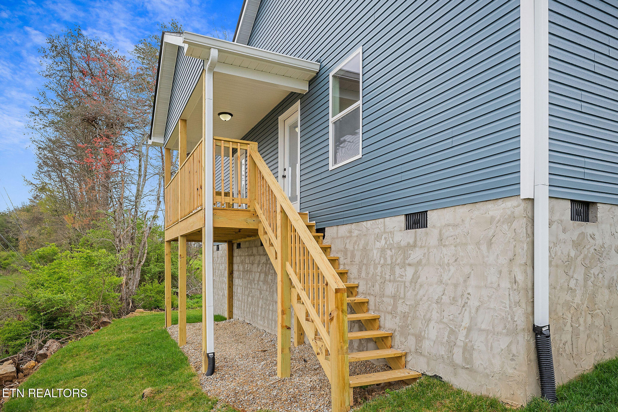 168 Sky View Meadow Dr Drive Crossville TN 38555