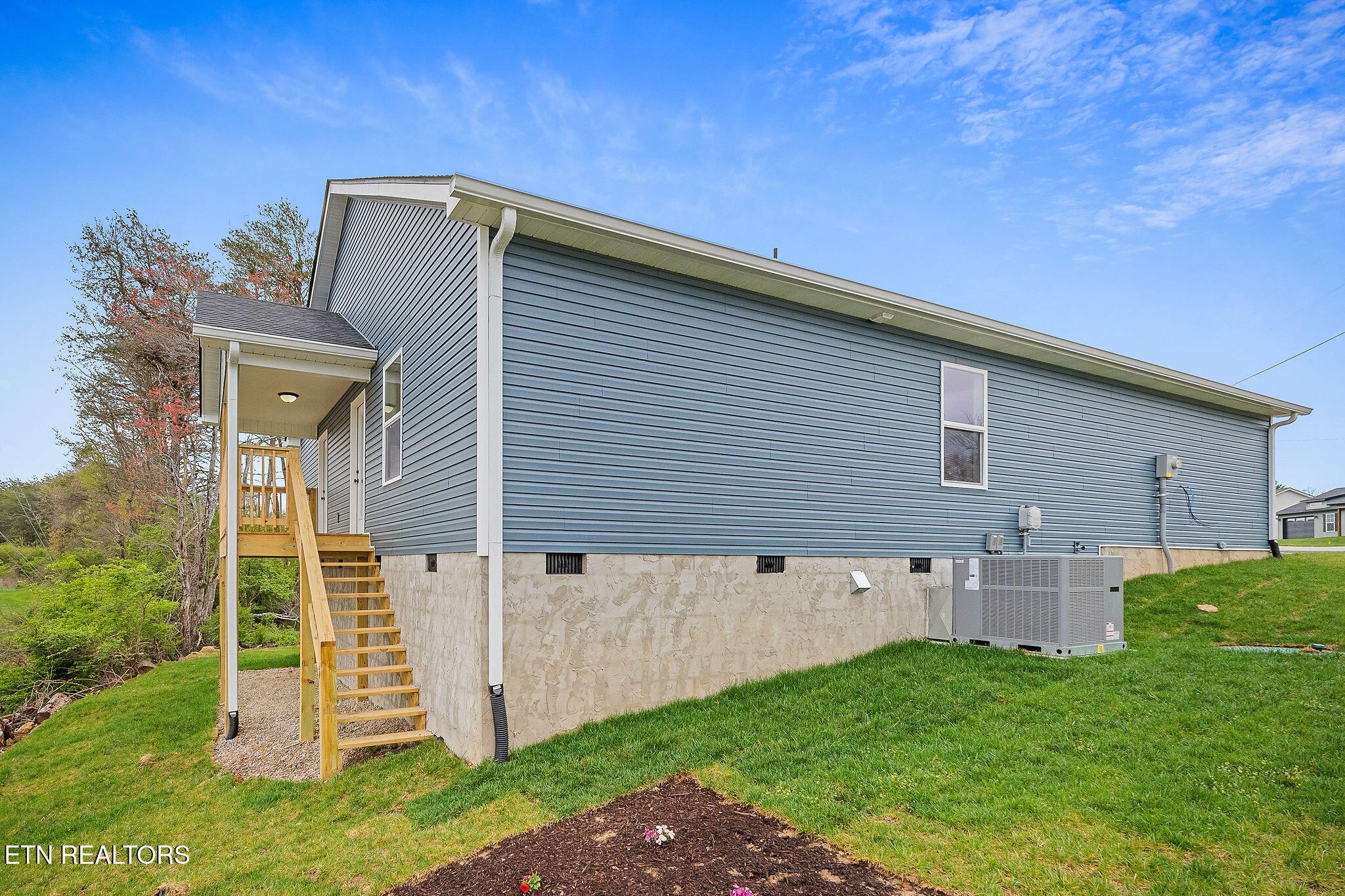 168 Sky View Meadow Dr Drive Crossville TN 38555