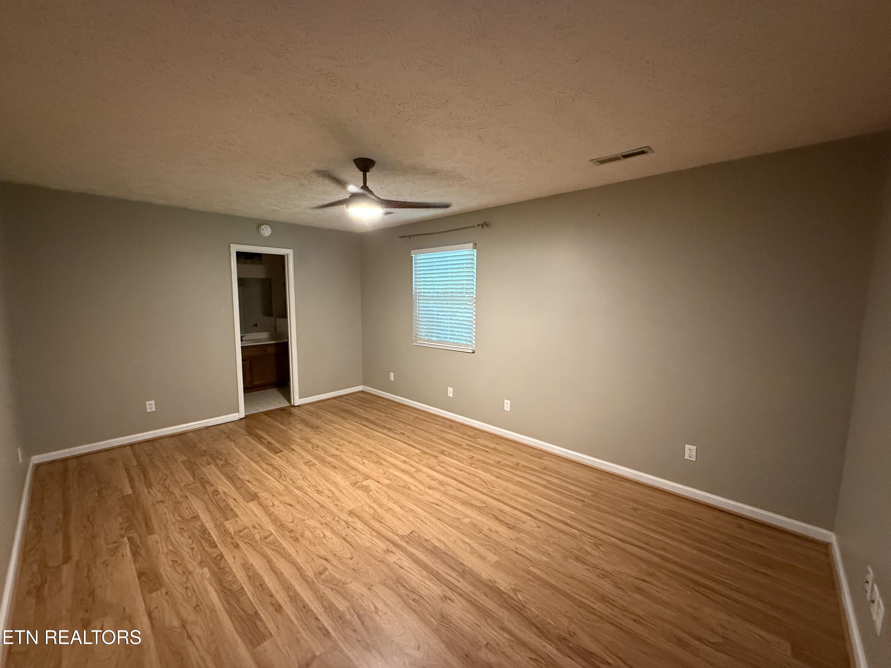 212 Barnes Avenue Maryville TN 37803
