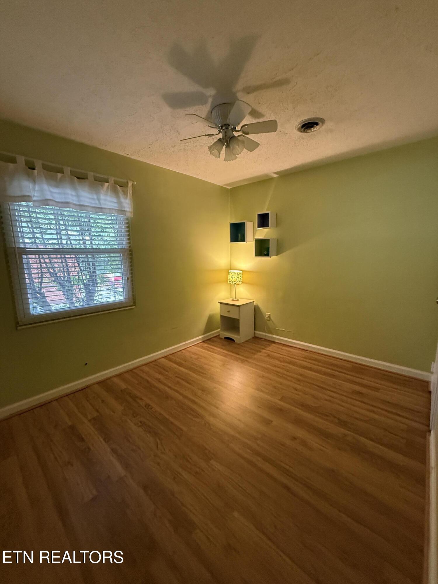 212 Barnes Avenue Maryville TN 37803
