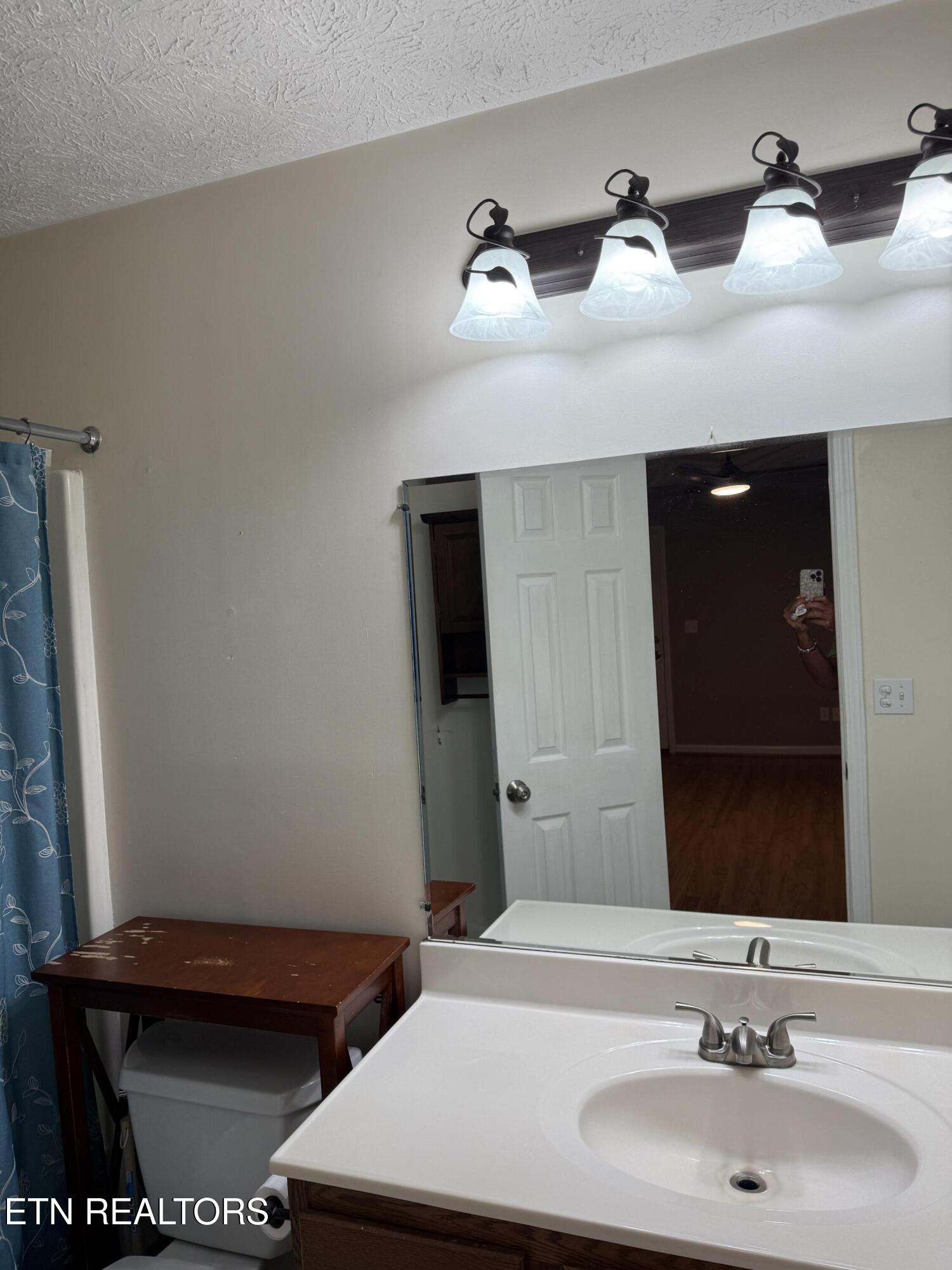 212 Barnes Avenue Maryville TN 37803