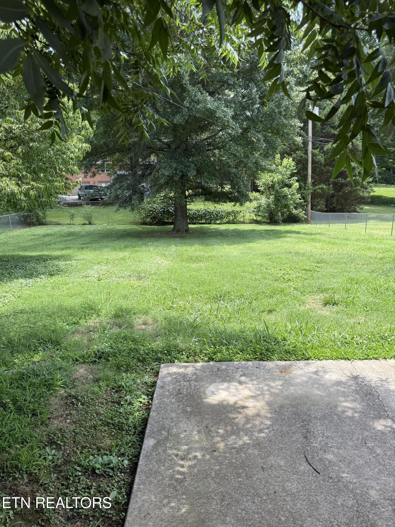 212 Barnes Avenue Maryville TN 37803