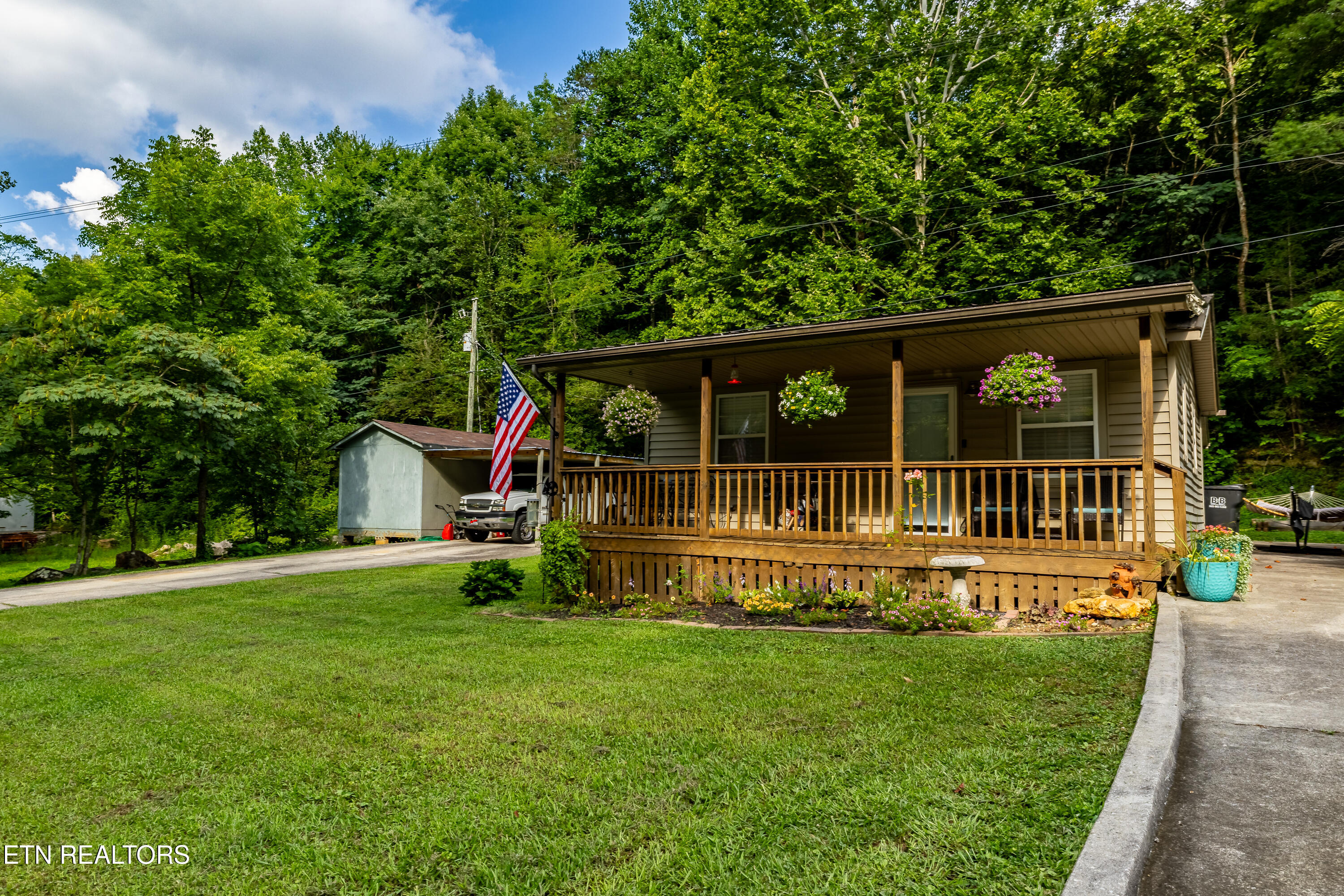 3424 Mutton Hollow Road Maryville TN 37803