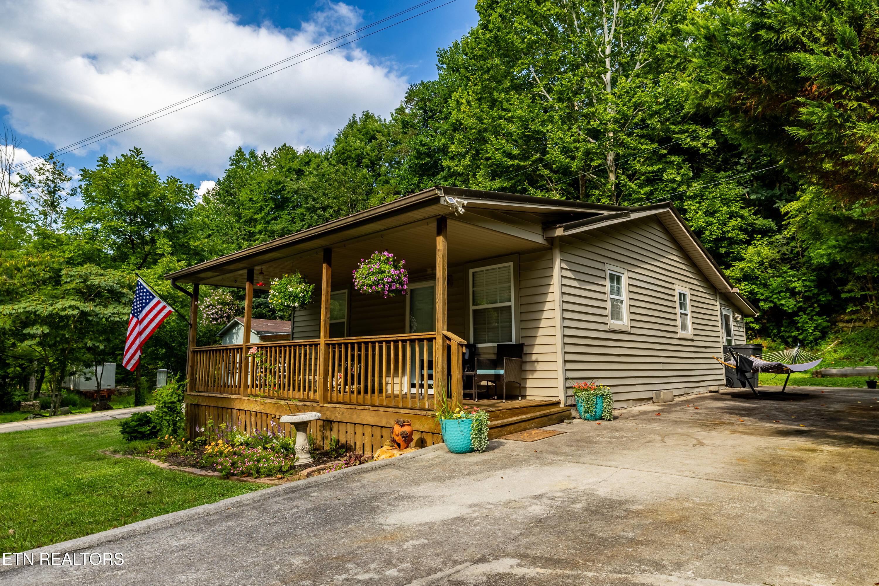 3424 Mutton Hollow Road Maryville TN 37803