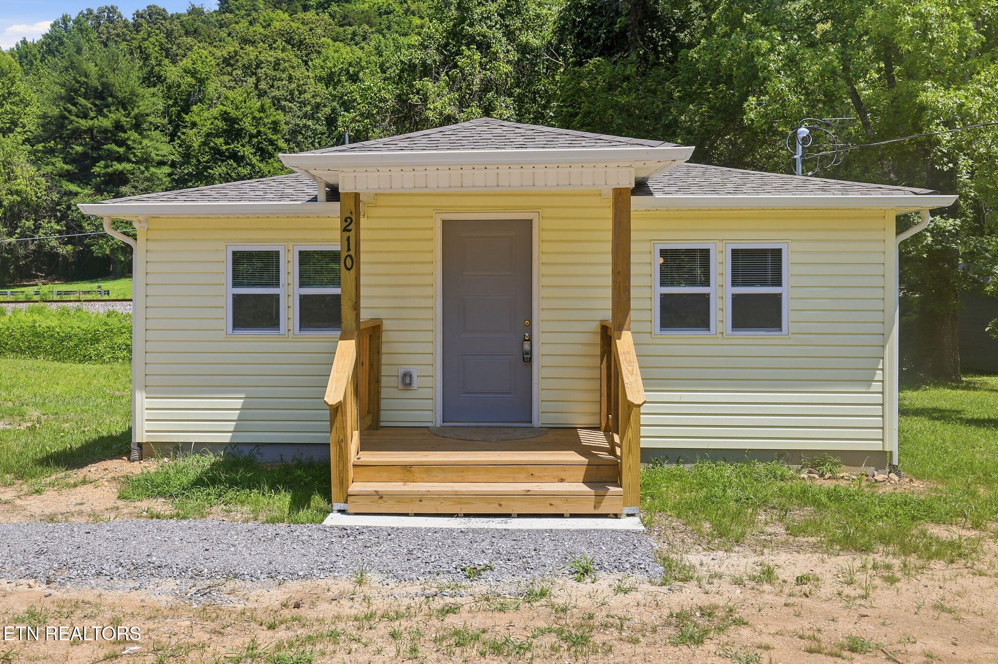 210 E Spring Street Oliver Springs TN 37840