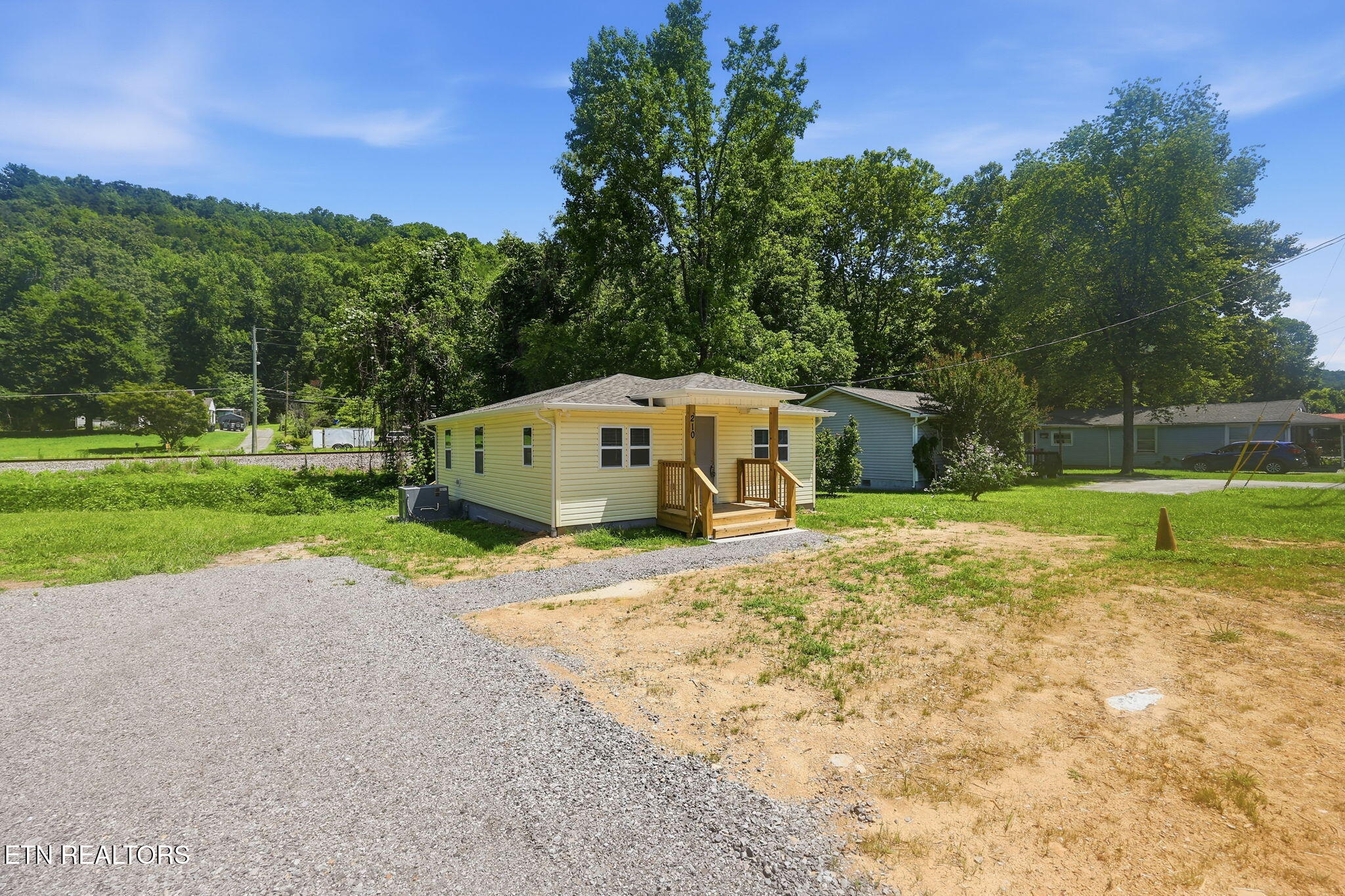 210 E Spring Street Oliver Springs TN 37840