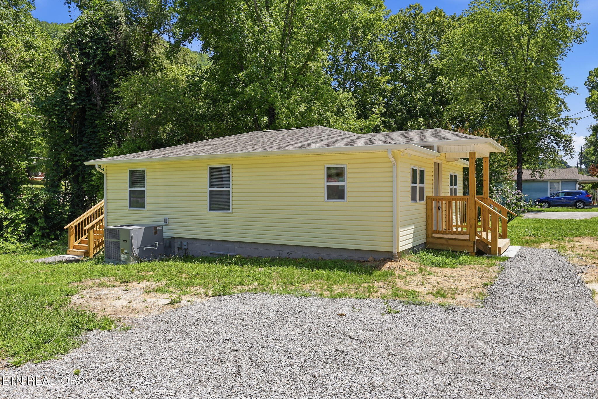 210 E Spring Street Oliver Springs TN 37840