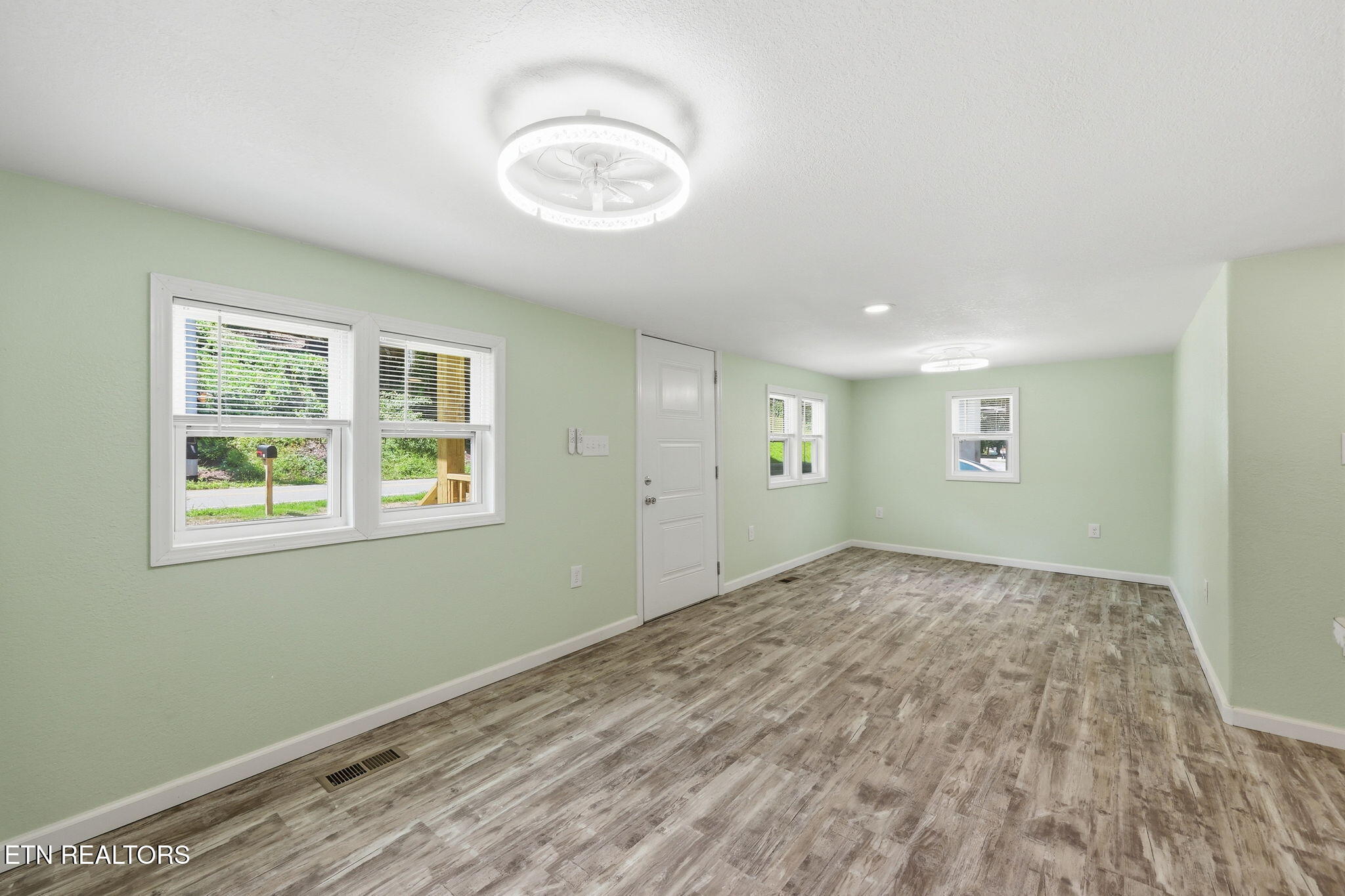 210 E Spring Street Oliver Springs TN 37840