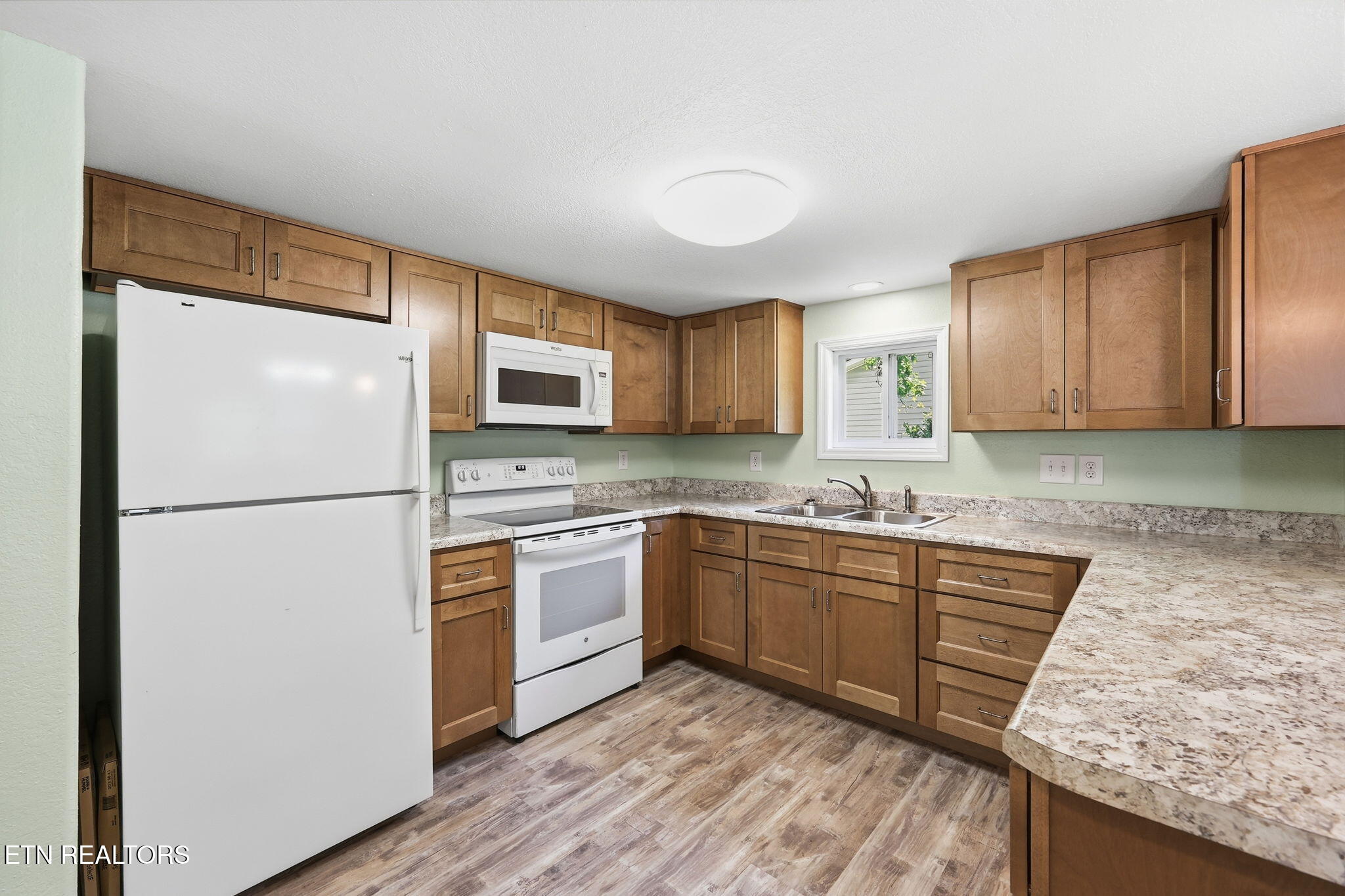 210 E Spring Street Oliver Springs TN 37840