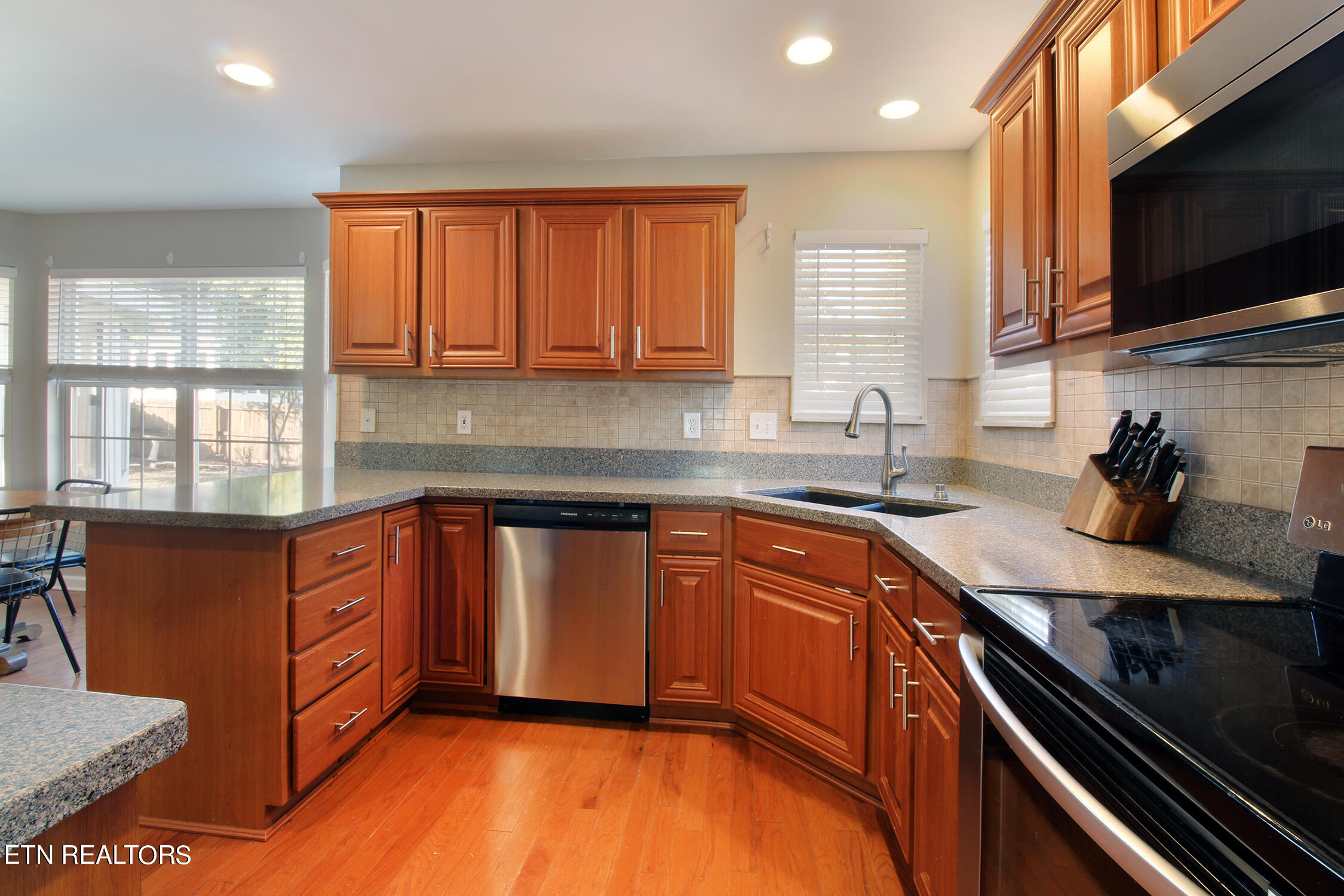 7229 Autumn View Lane Powell TN 37849