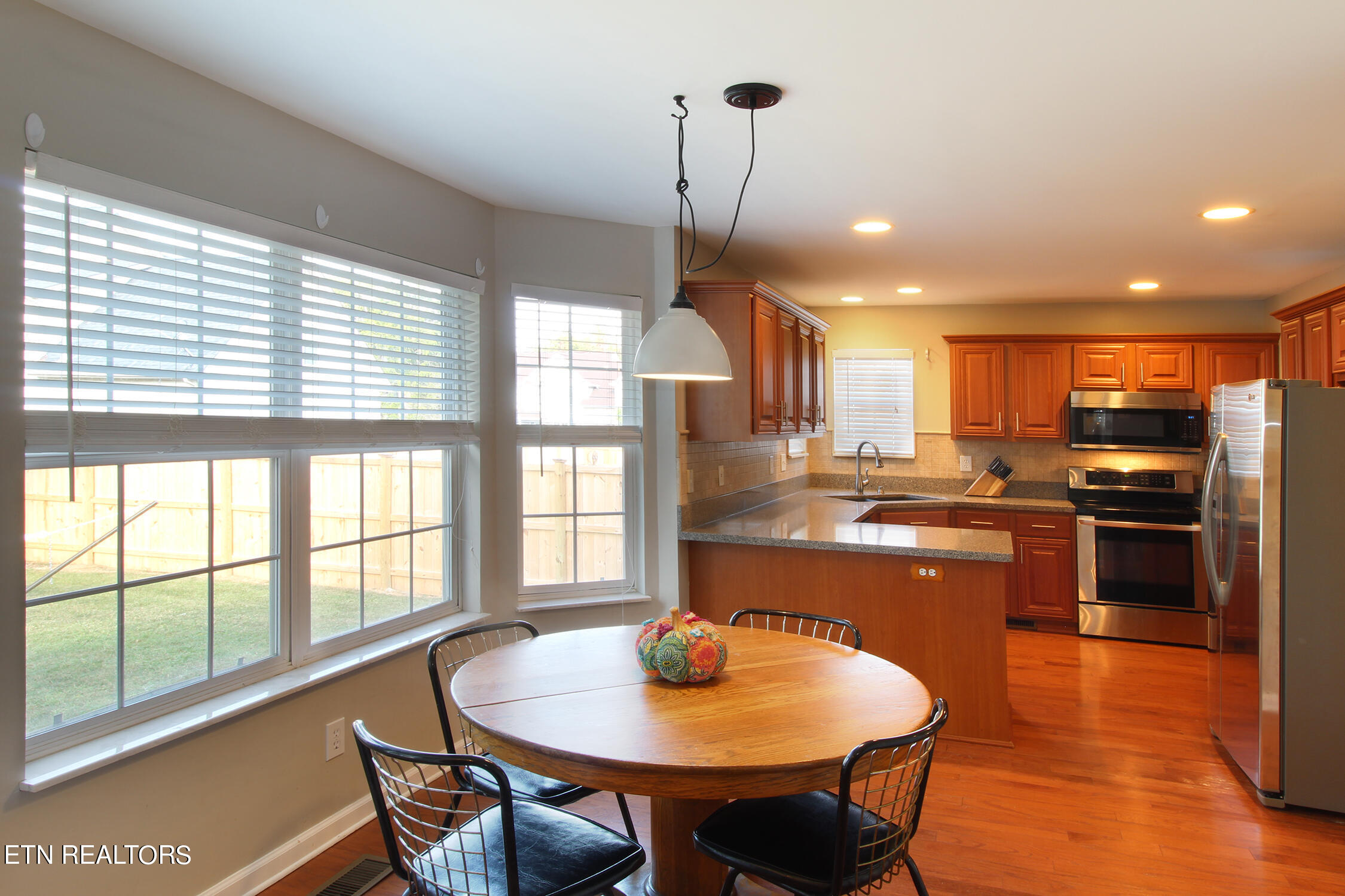 7229 Autumn View Lane Powell TN 37849