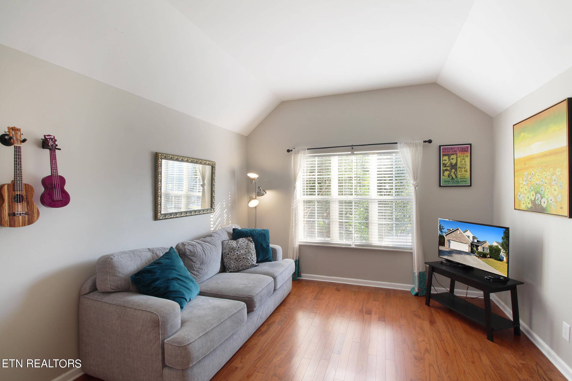 7229 Autumn View Lane Powell TN 37849