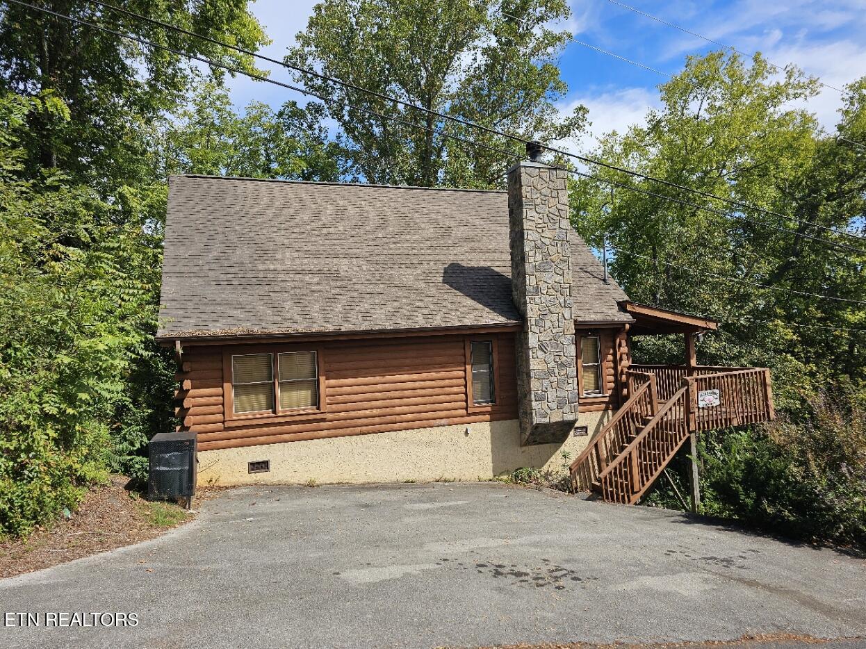 2205 Eagle Feather Drive Sevierville TN 37876