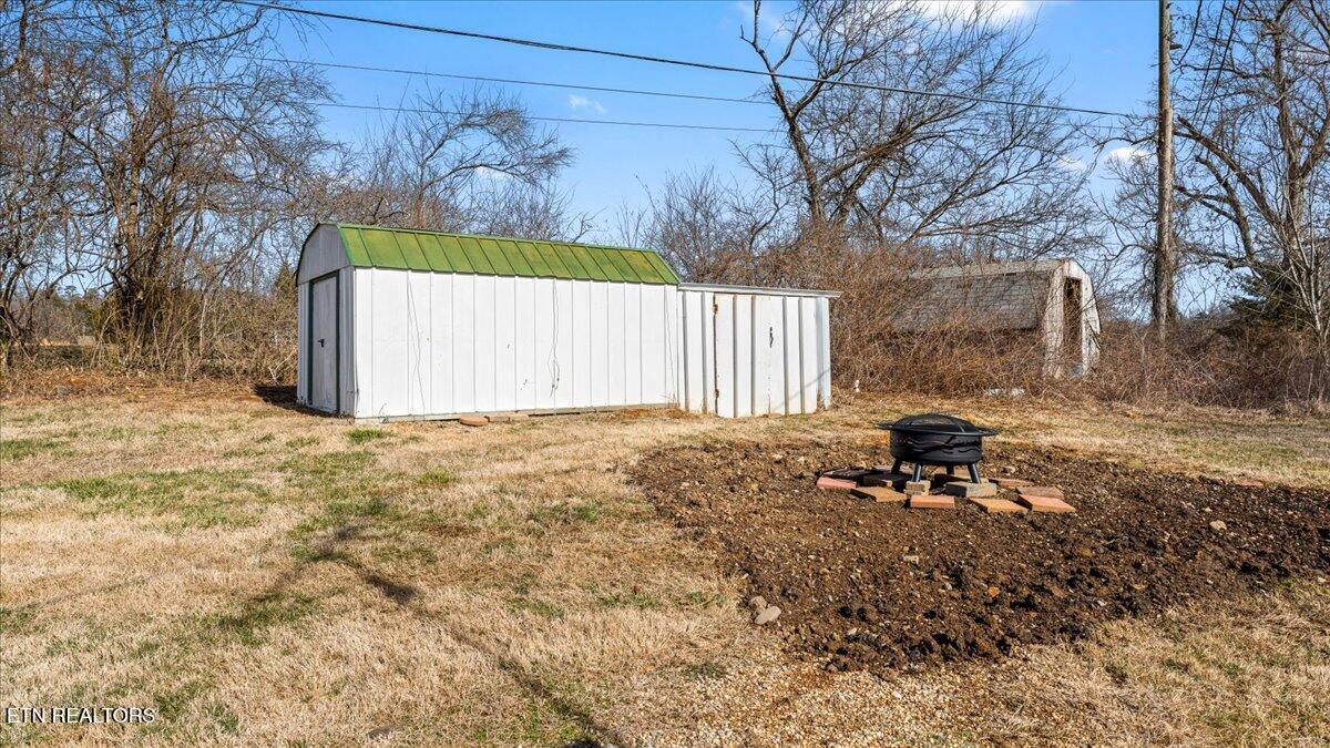 151 Disco Loop Road Friendsville TN 37737