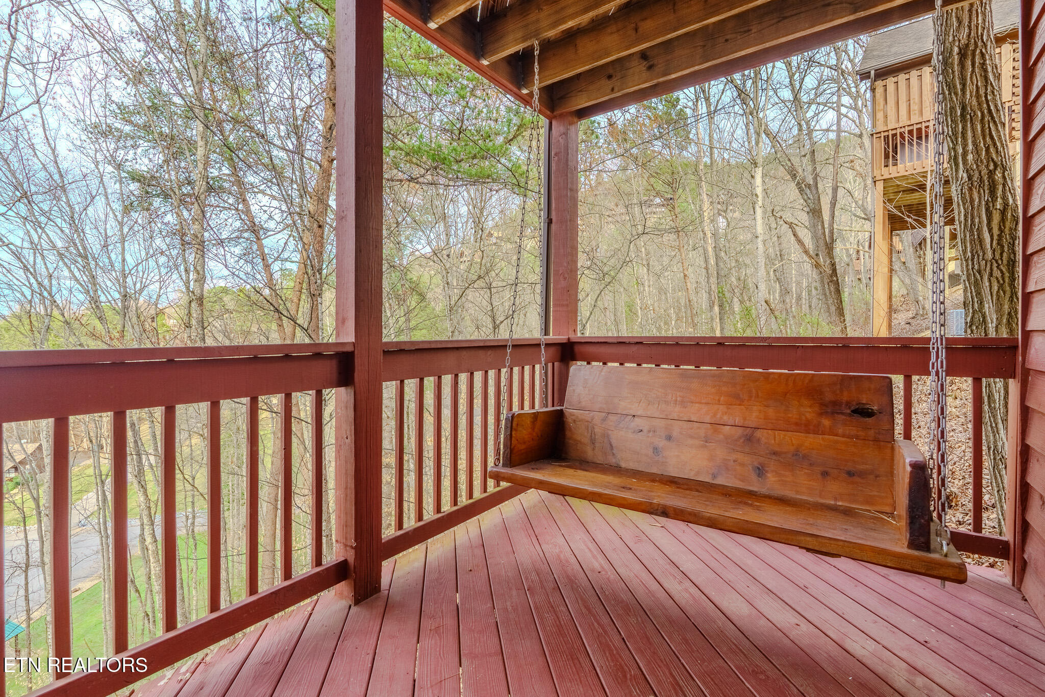 1643 Raccoon Den Way Sevierville TN 37862