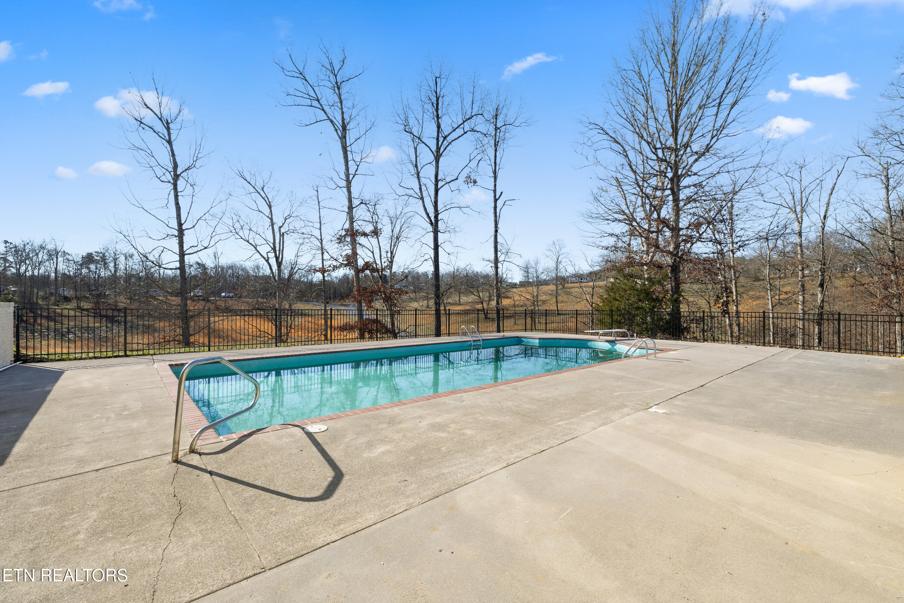 8002 Jackson Bend Road Lenoir City TN 37772