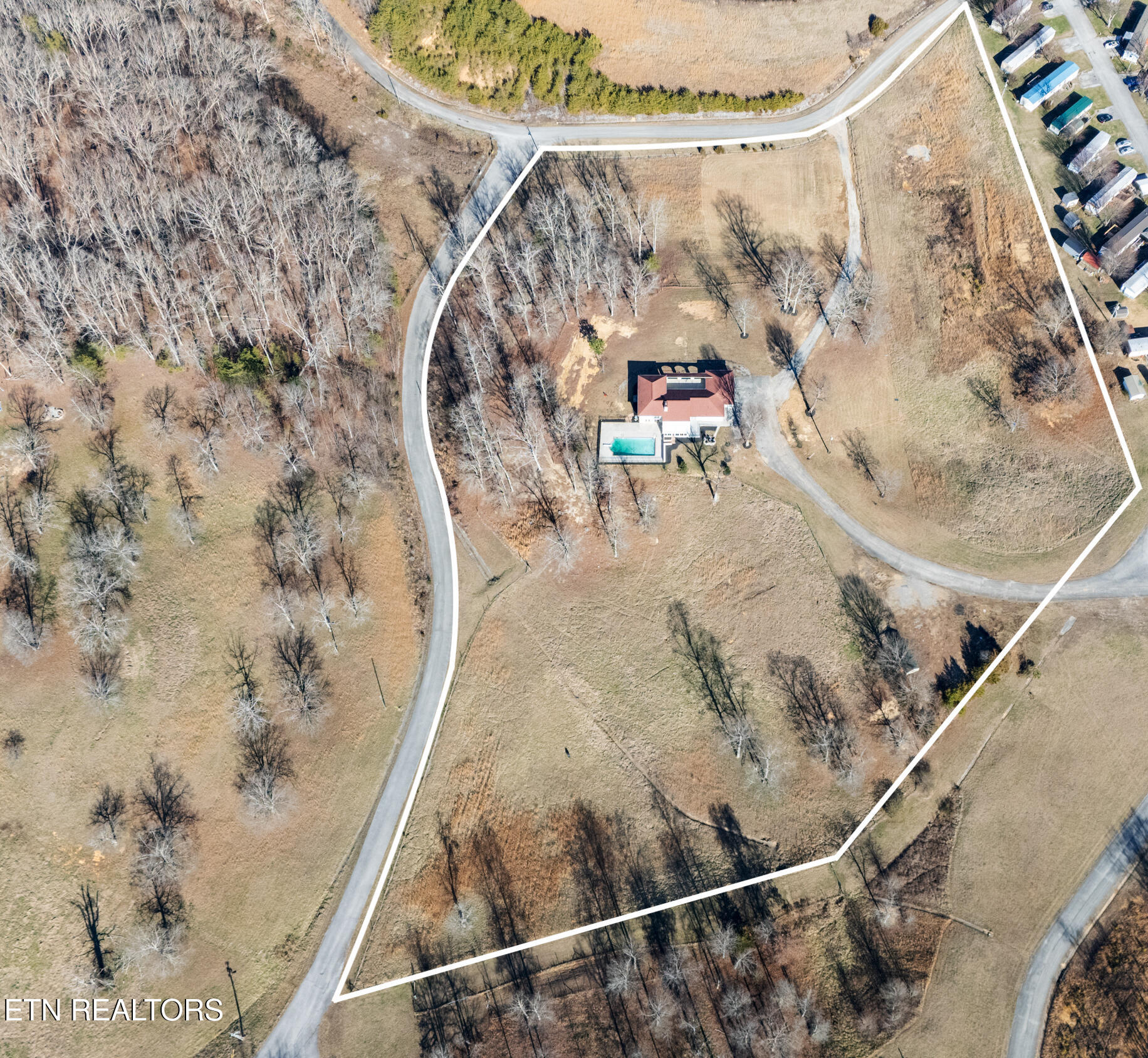 8002 Jackson Bend Road Lenoir City TN 37772