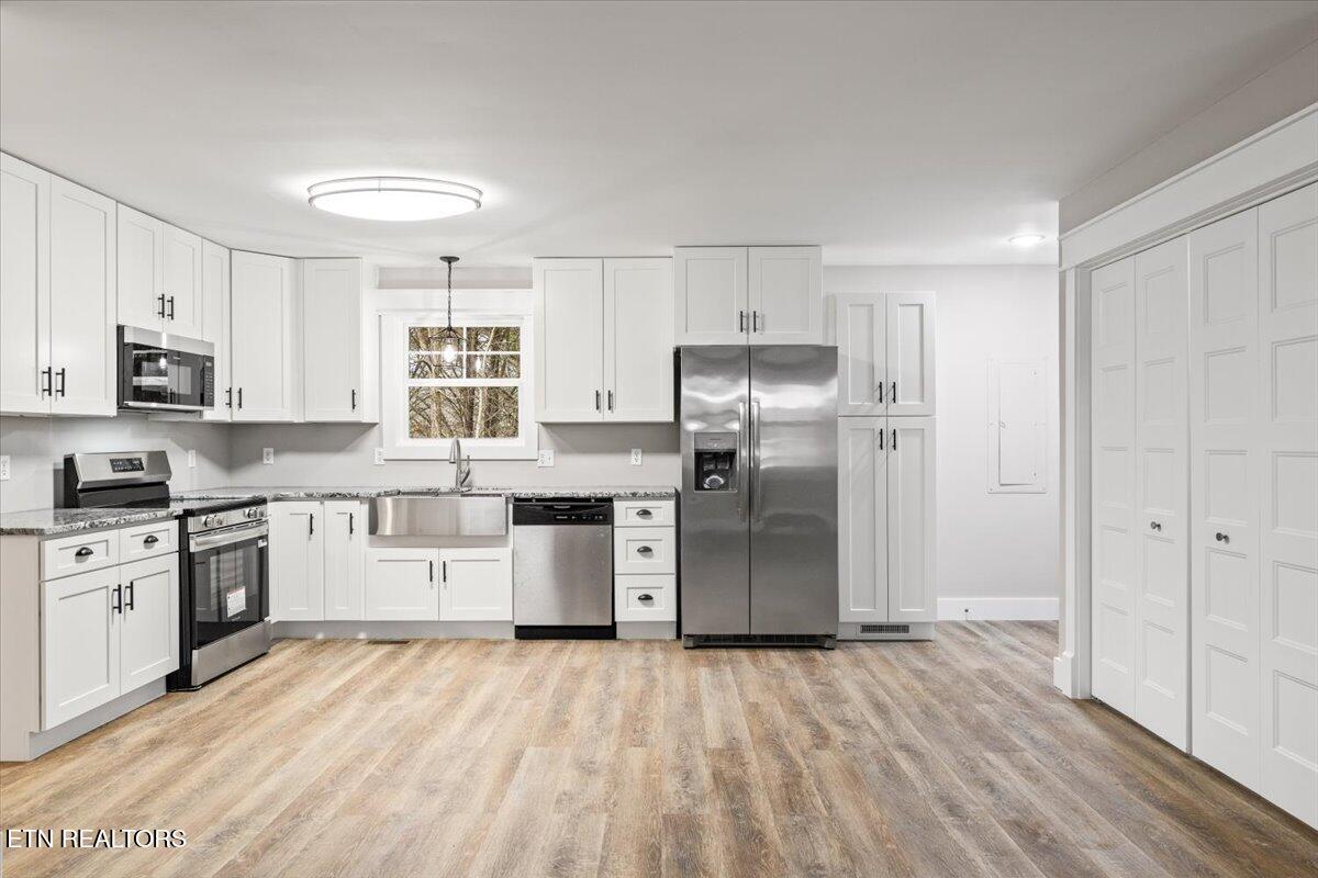 107 Azalea Lane Jacksboro TN 37757