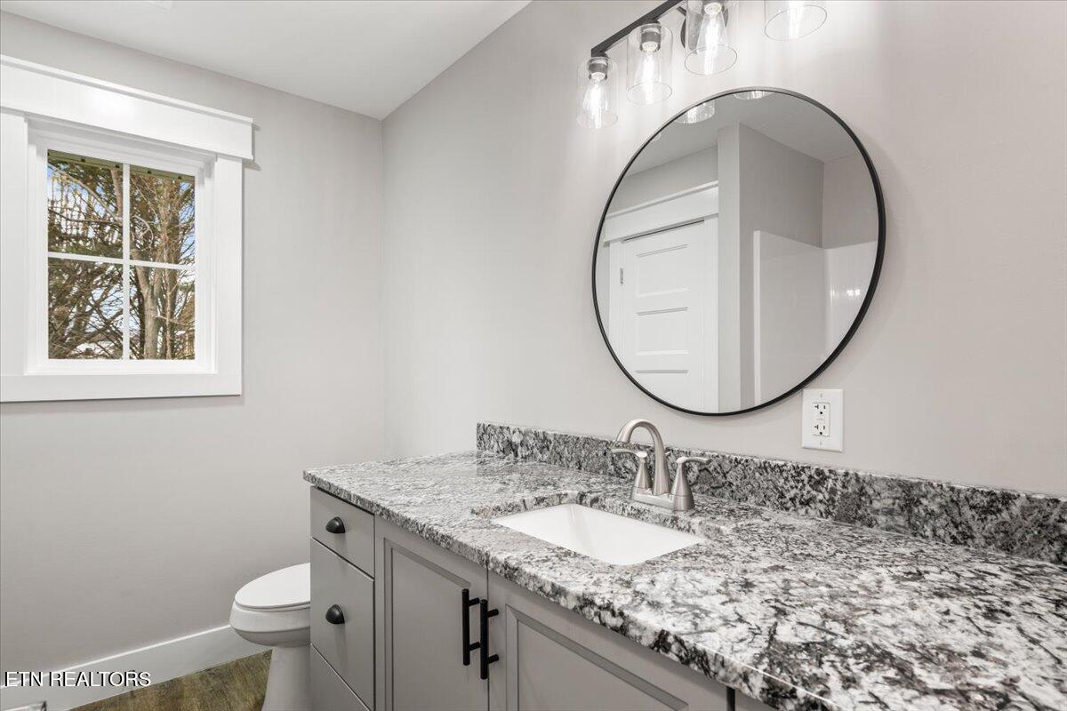 107 Azalea Lane Jacksboro TN 37757