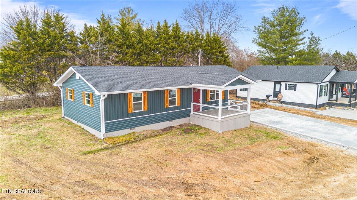 107 Azalea Lane Jacksboro TN 37757