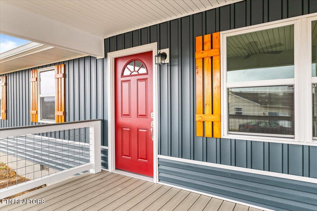 107 Azalea Lane Jacksboro TN 37757