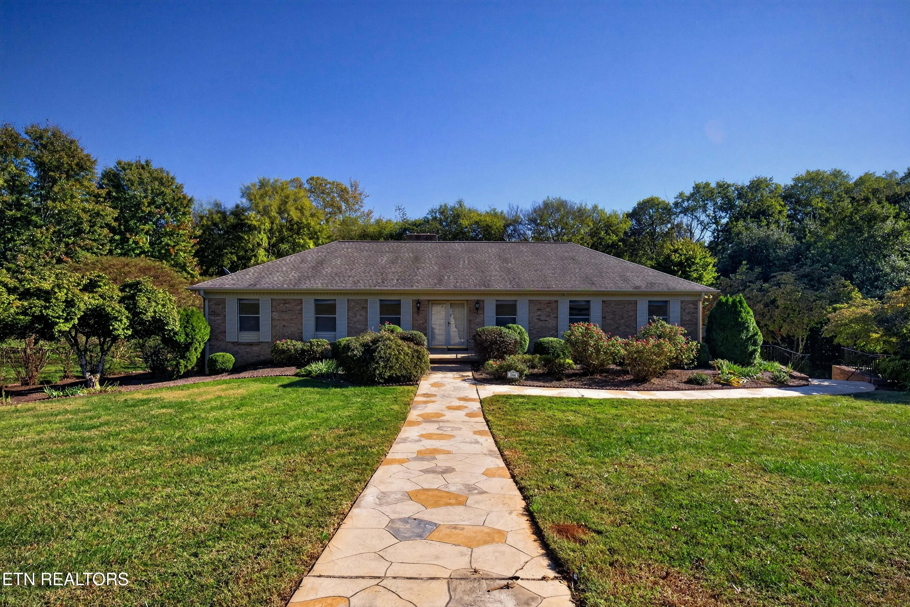 5504 River Point Cove Road Knoxville TN 37919