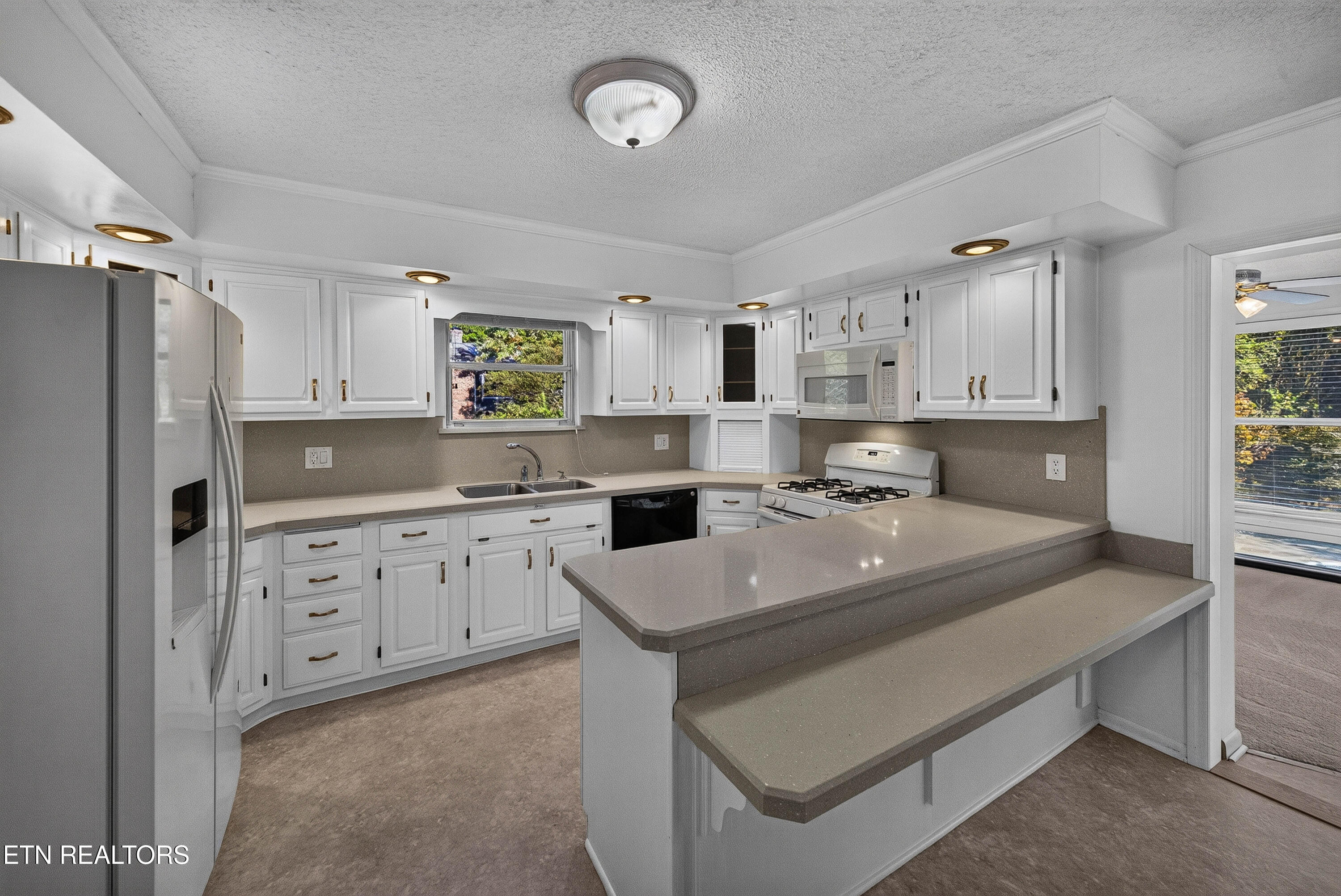 5504 River Point Cove Road Knoxville TN 37919