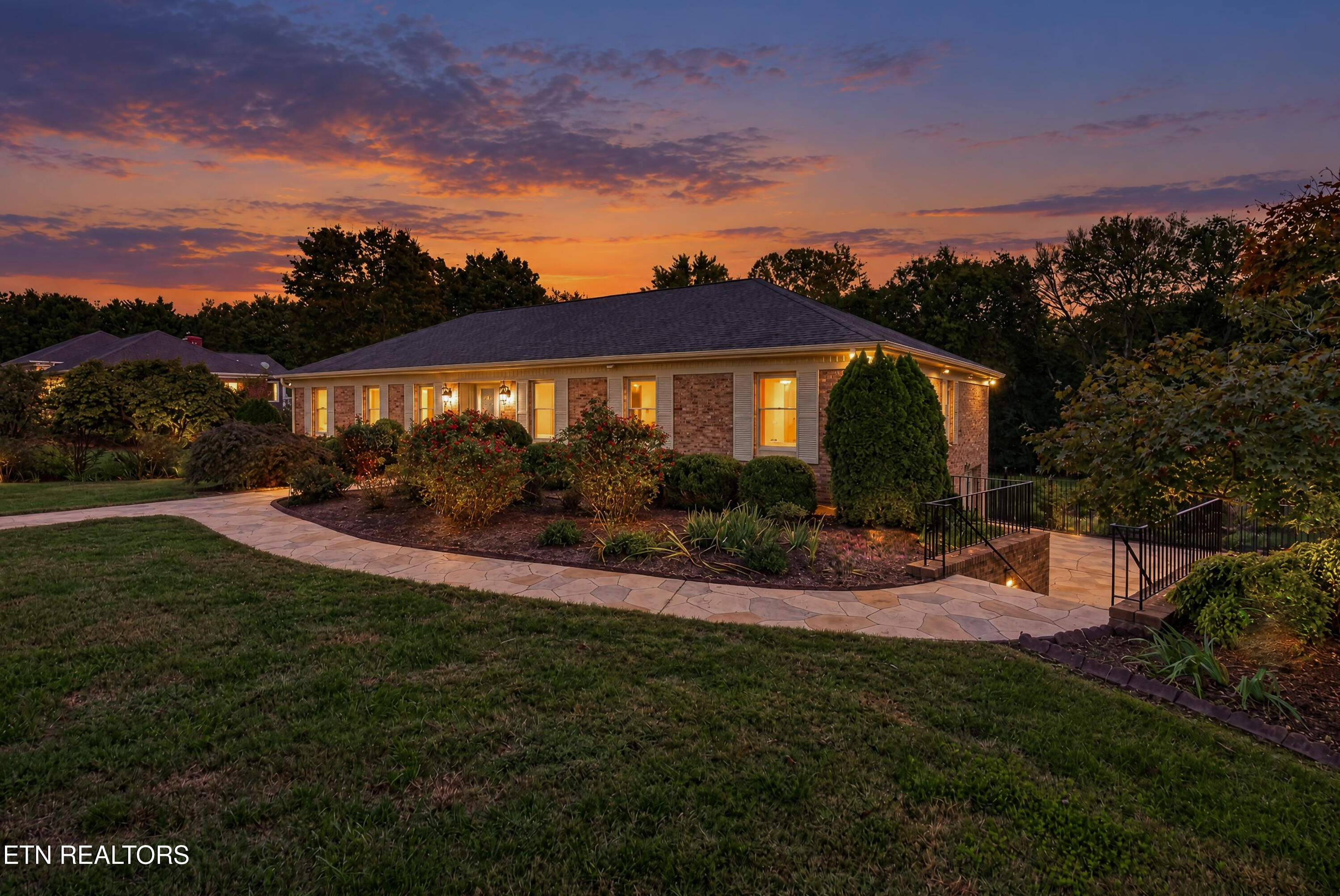 5504 River Point Cove Road Knoxville TN 37919