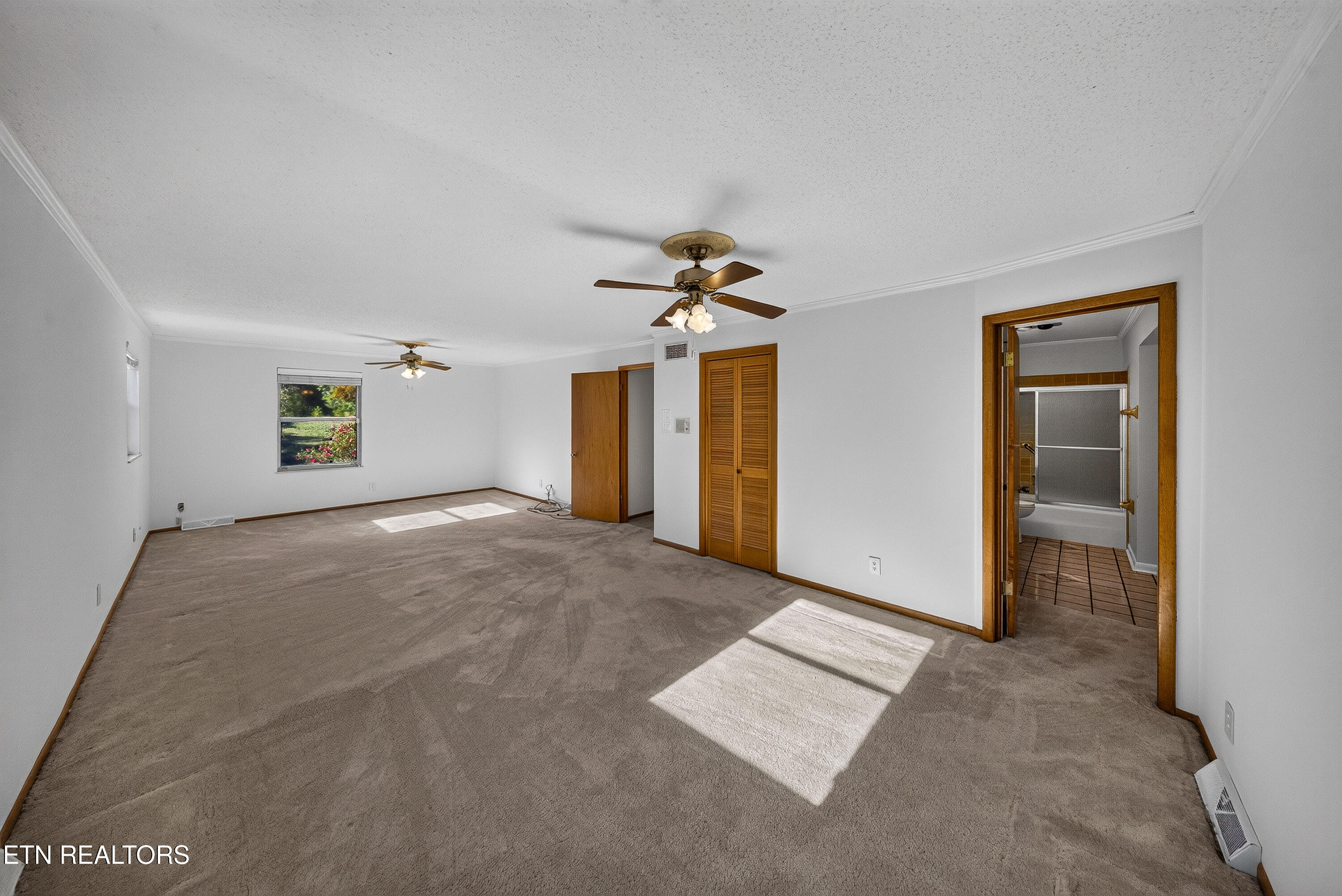 5504 River Point Cove Road Knoxville TN 37919