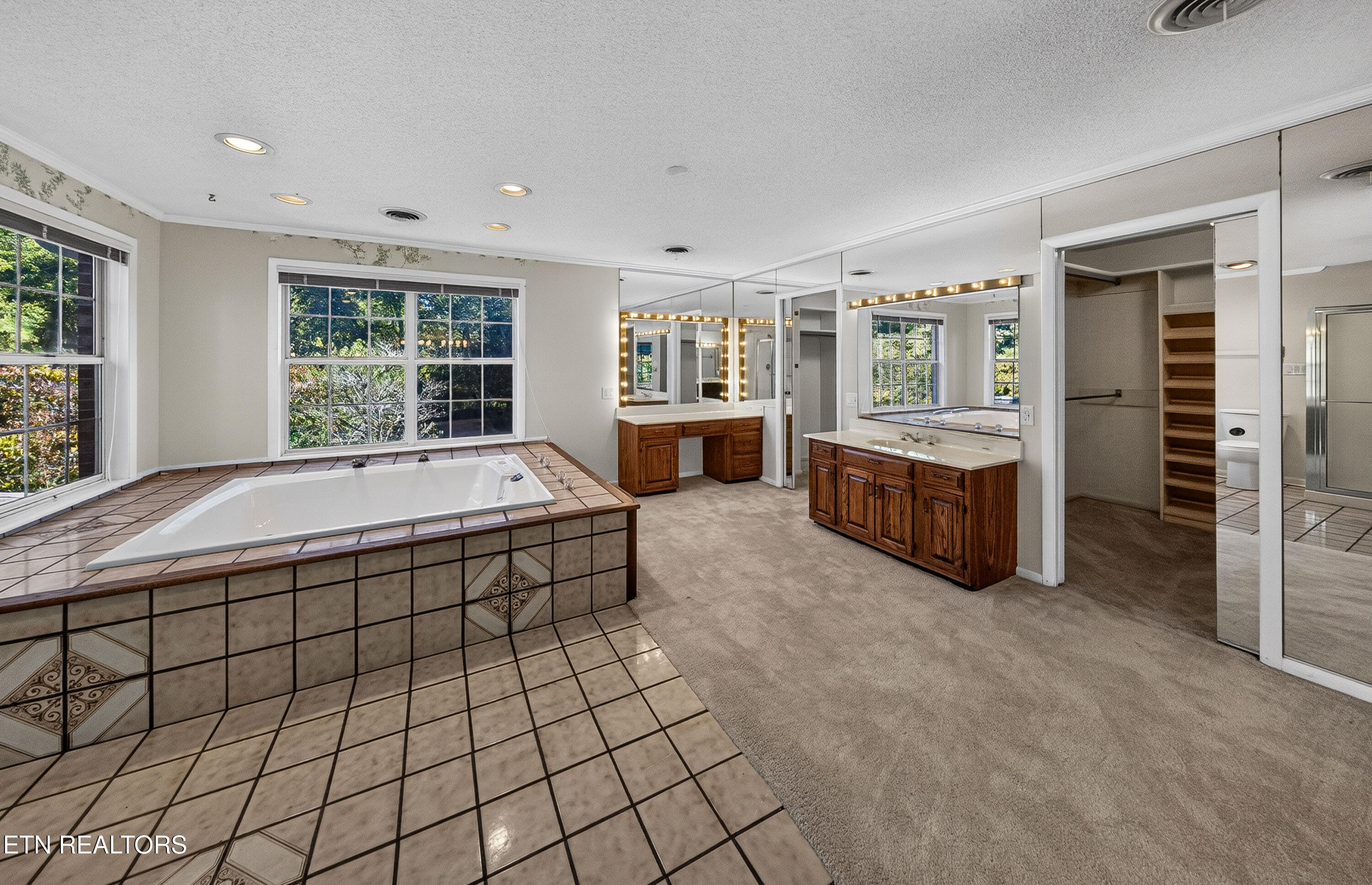 5504 River Point Cove Road Knoxville TN 37919