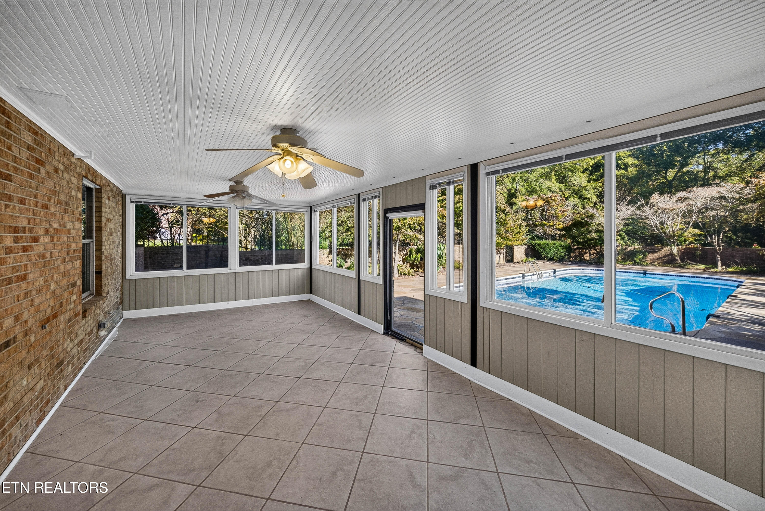 5504 River Point Cove Road Knoxville TN 37919