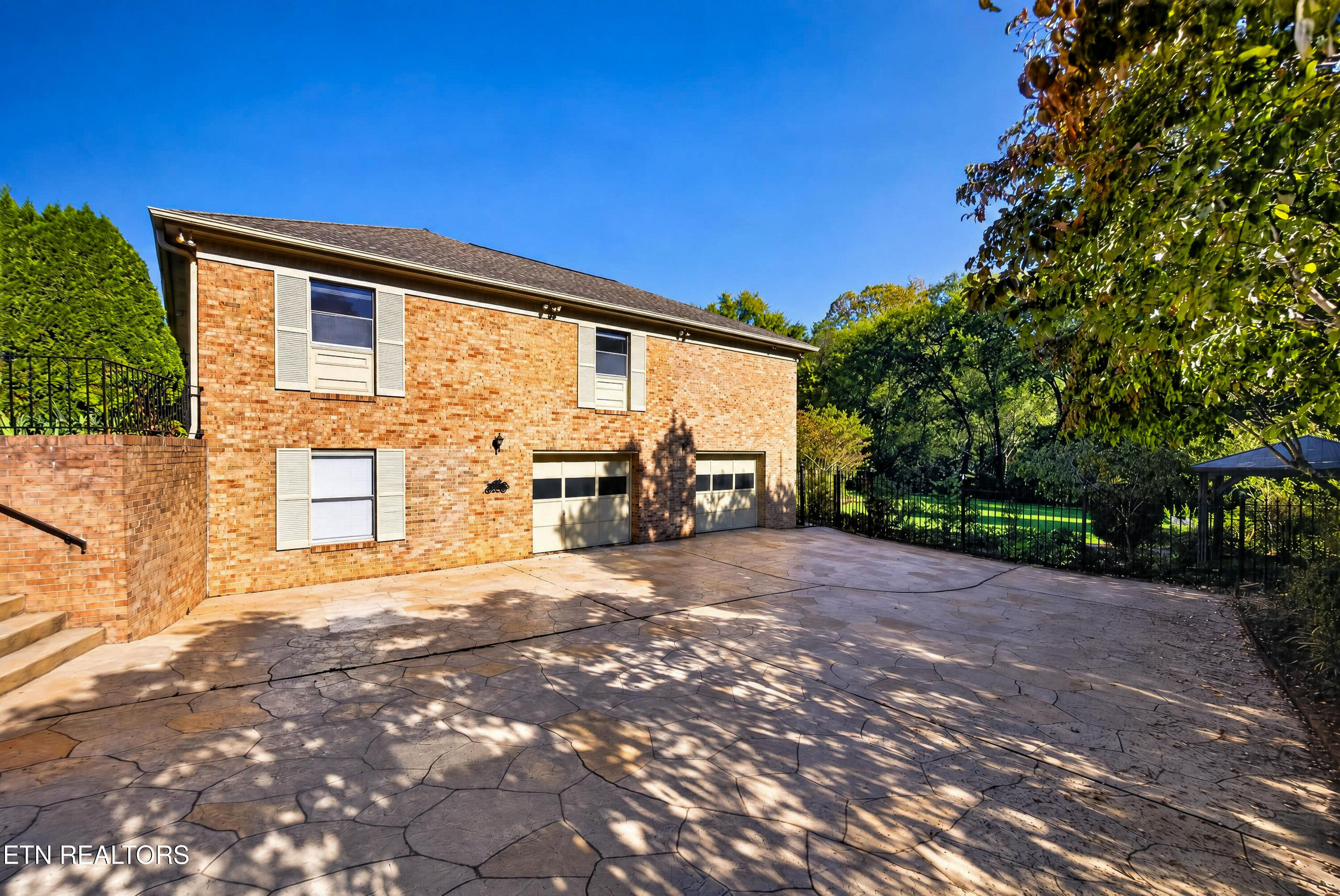 5504 River Point Cove Road Knoxville TN 37919