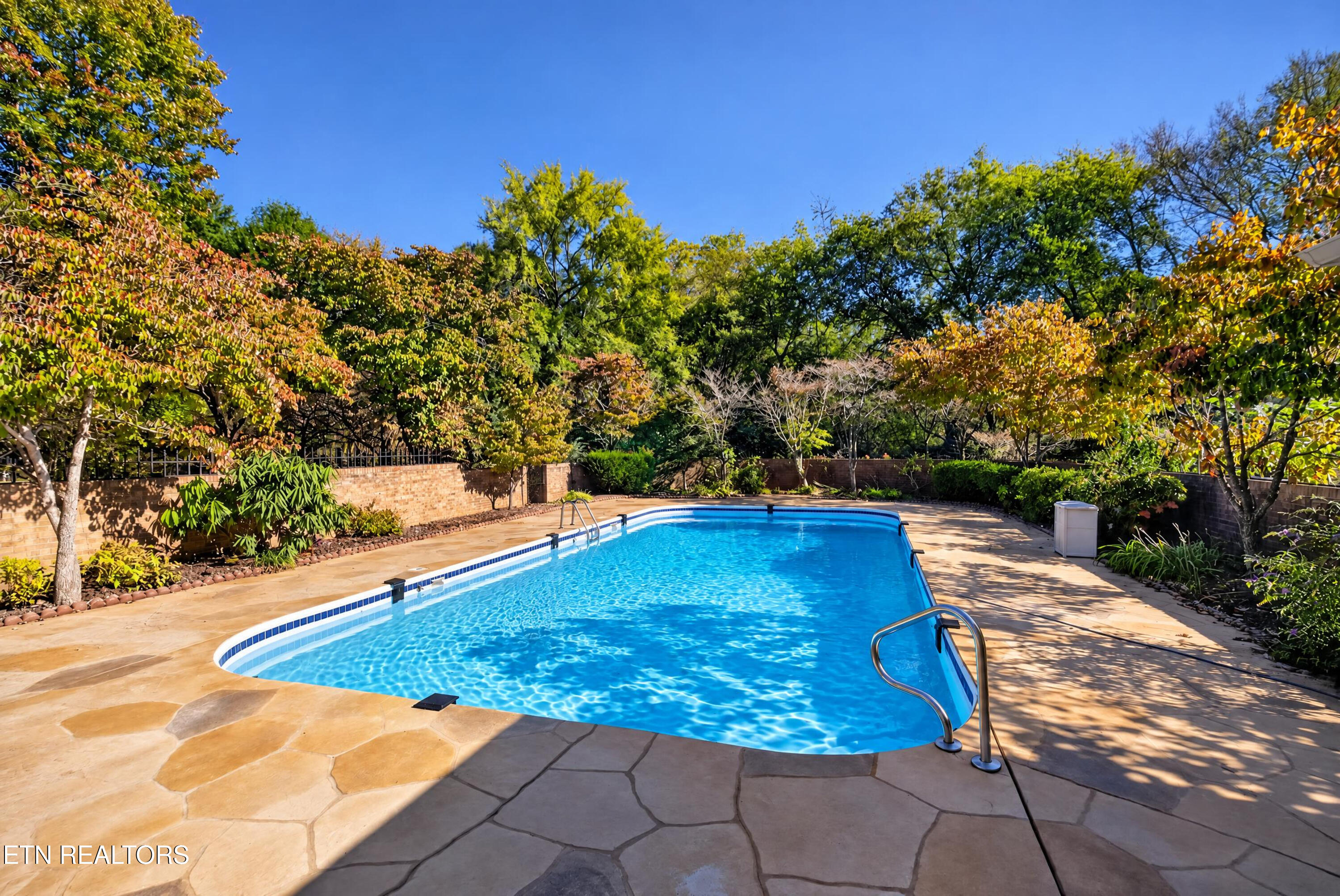 5504 River Point Cove Road Knoxville TN 37919