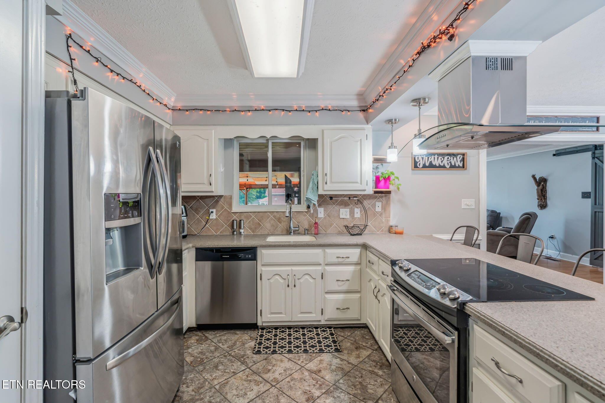 123 Azalea Circle Harriman TN 37748