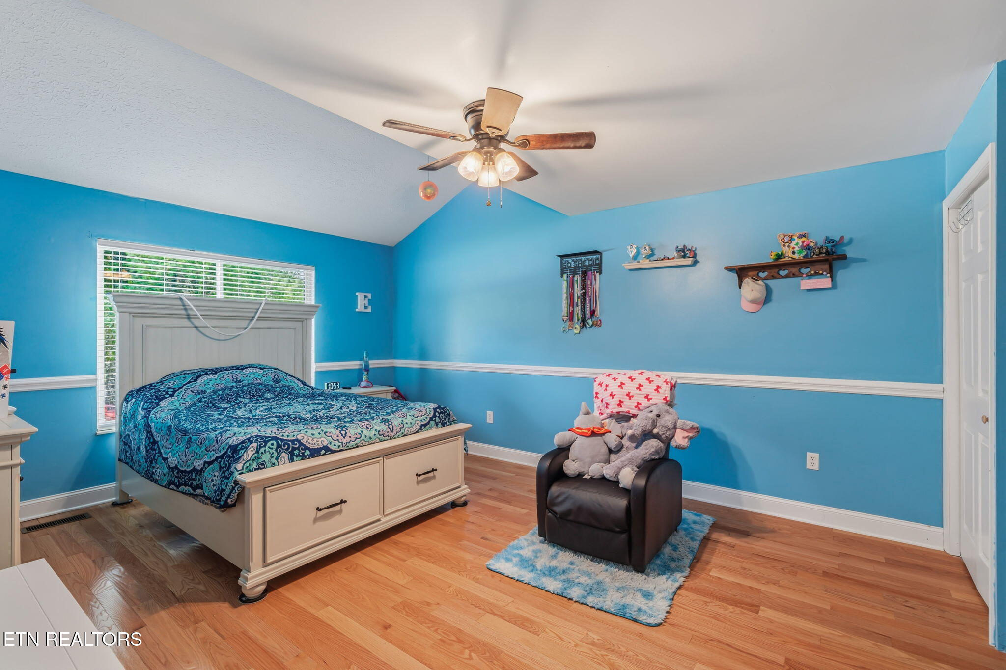 123 Azalea Circle Harriman TN 37748