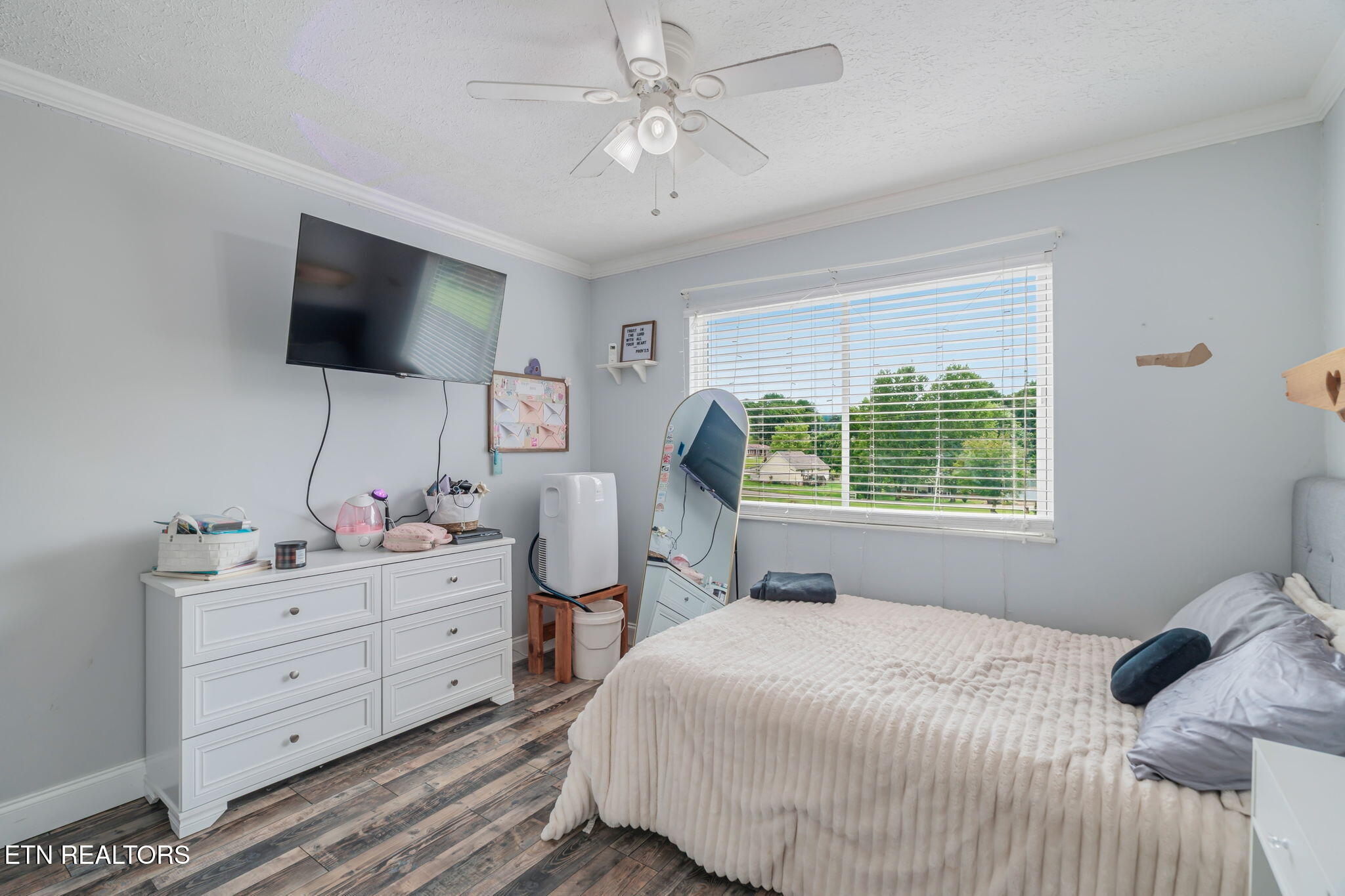 123 Azalea Circle Harriman TN 37748