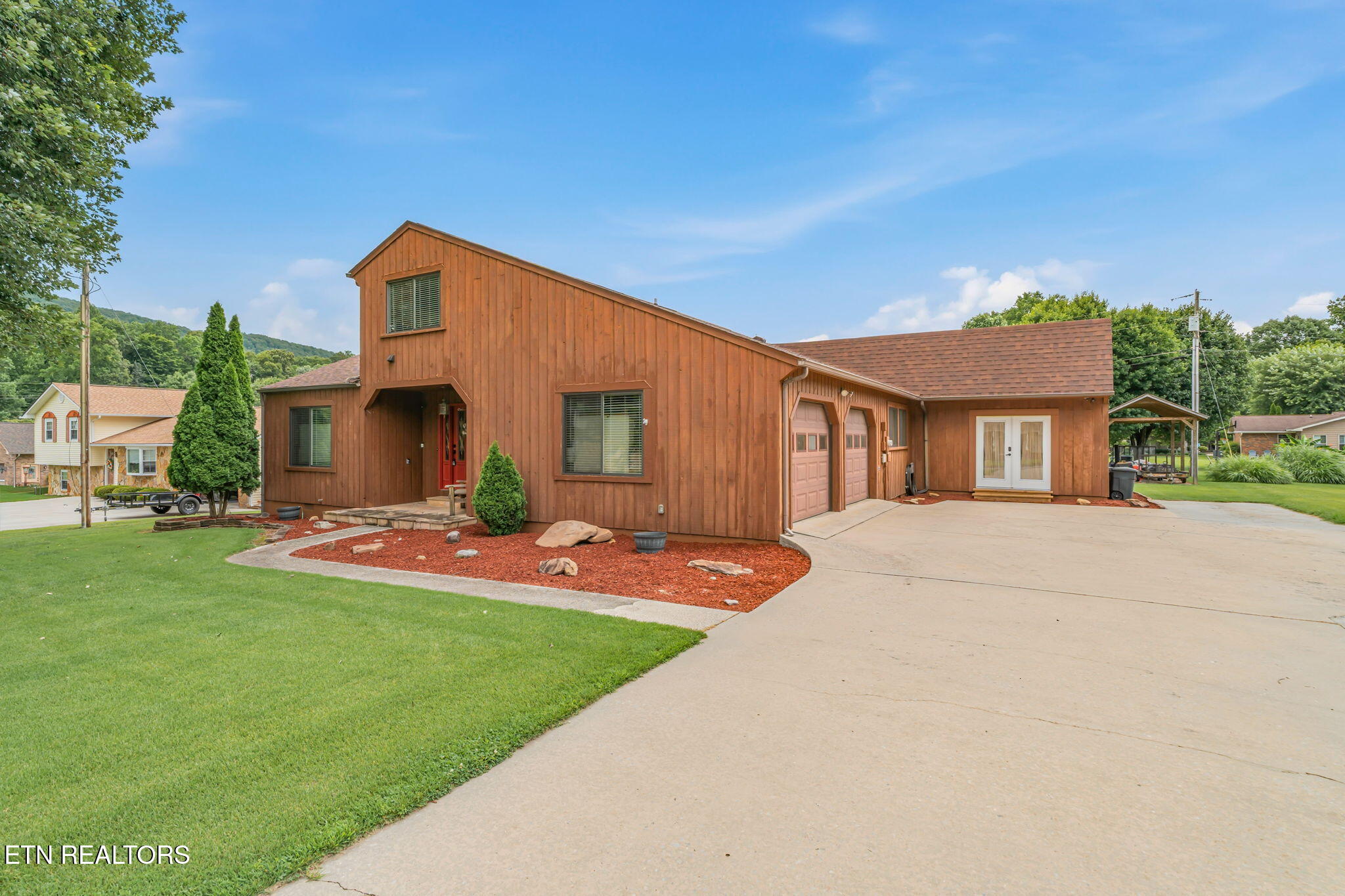 123 Azalea Circle Harriman TN 37748