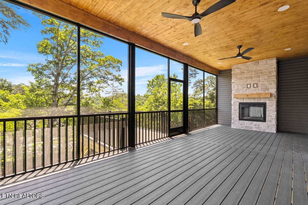 407 Elohi Place Loudon TN 37774