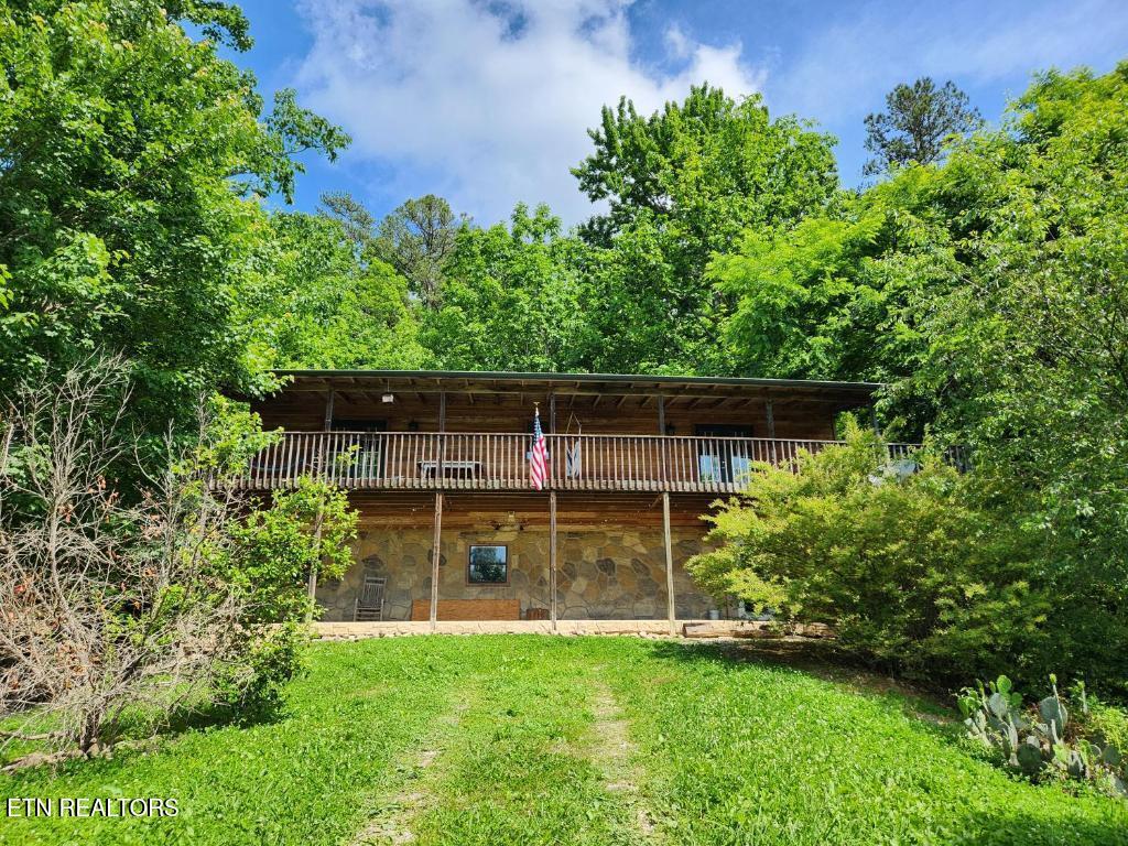 1196 Iris Way Cosby TN 37722