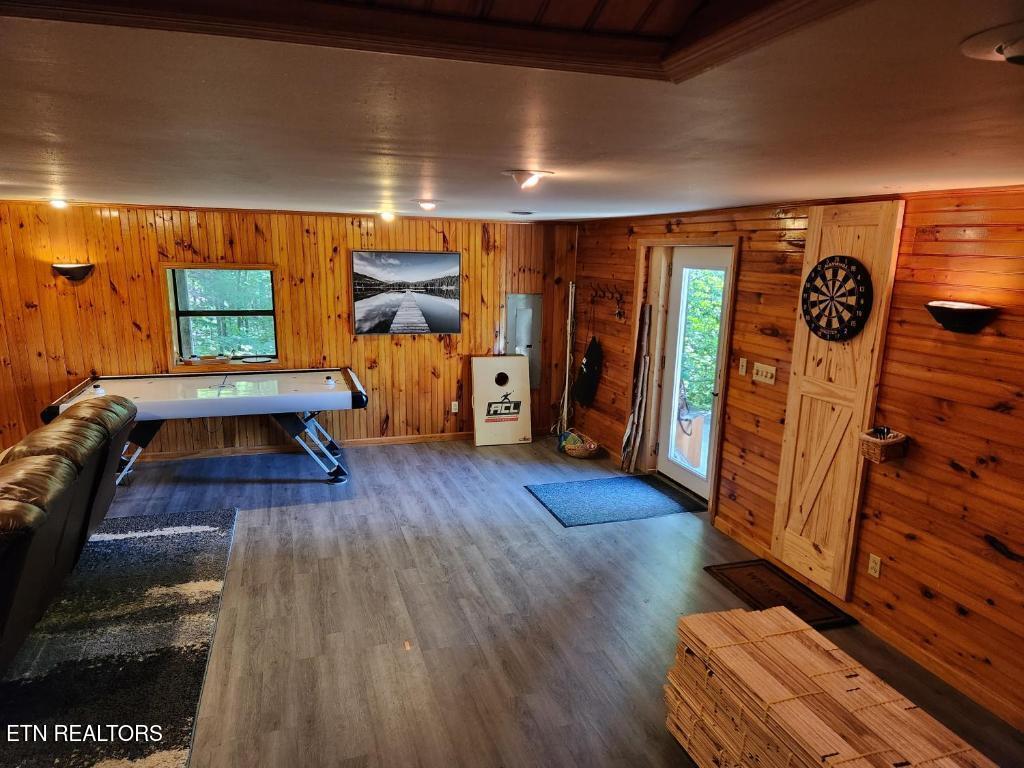 1196 Iris Way Cosby TN 37722