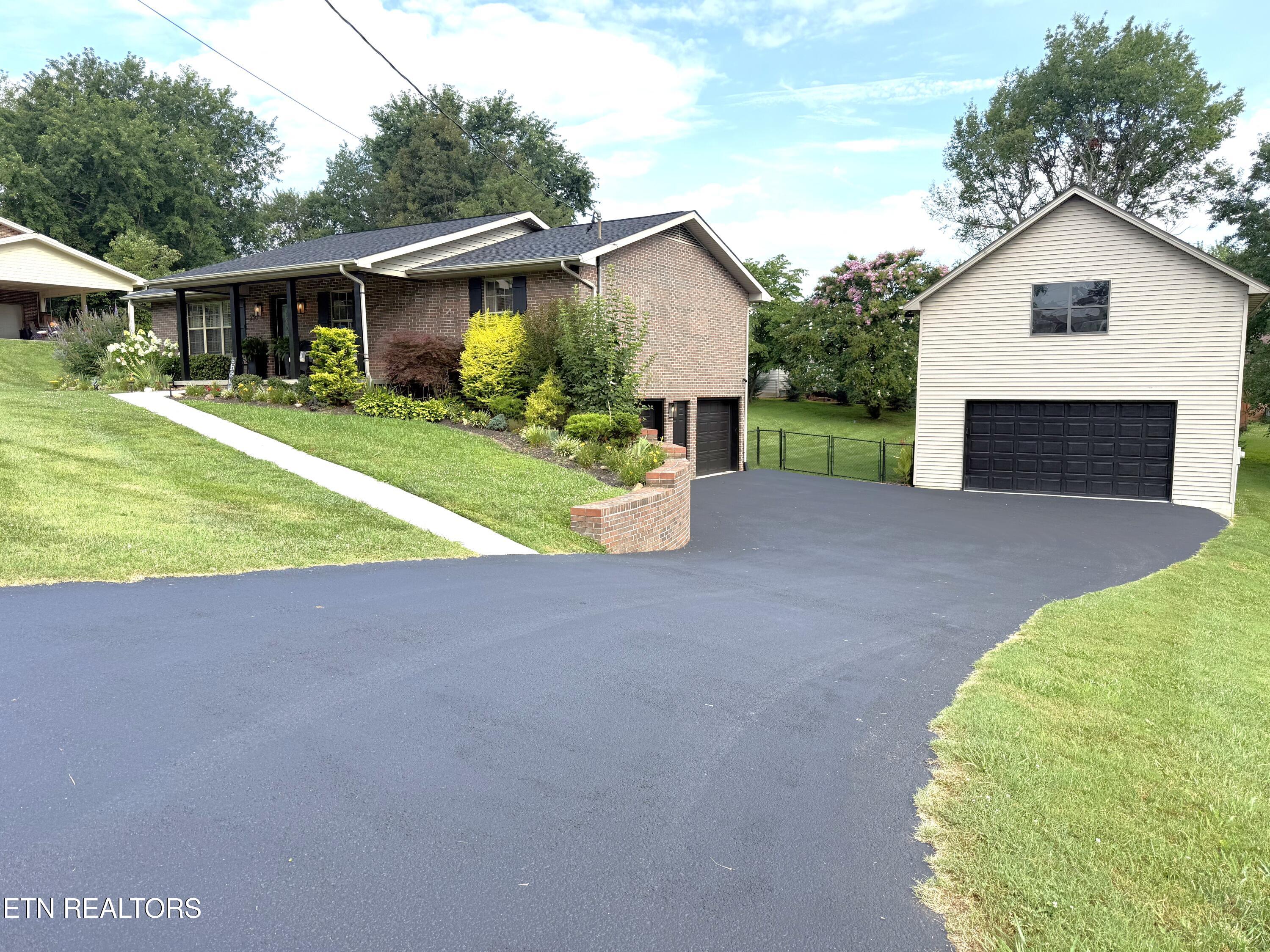 536 Catalpa Street Seymour TN 37865