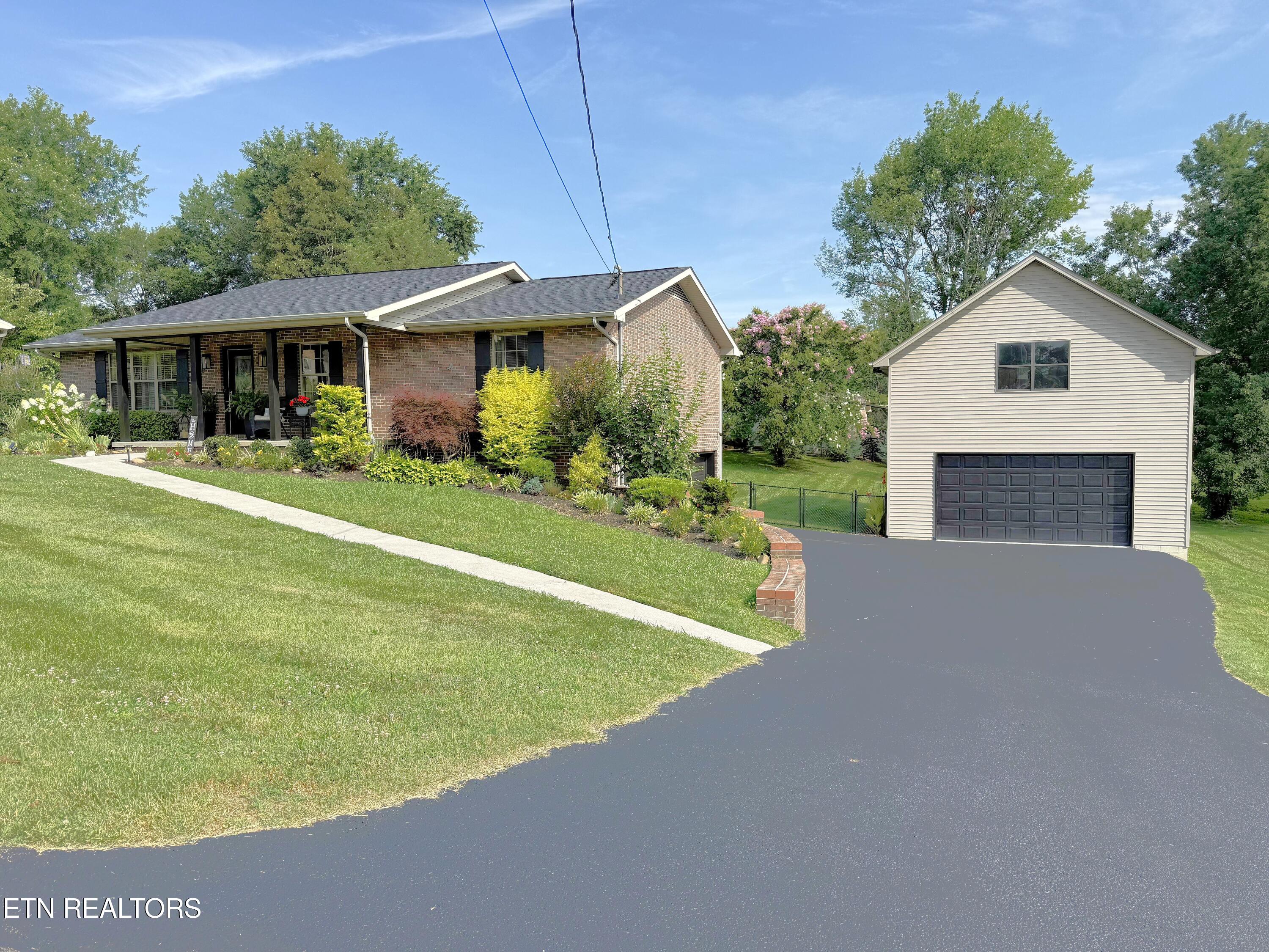 536 Catalpa Street Seymour TN 37865