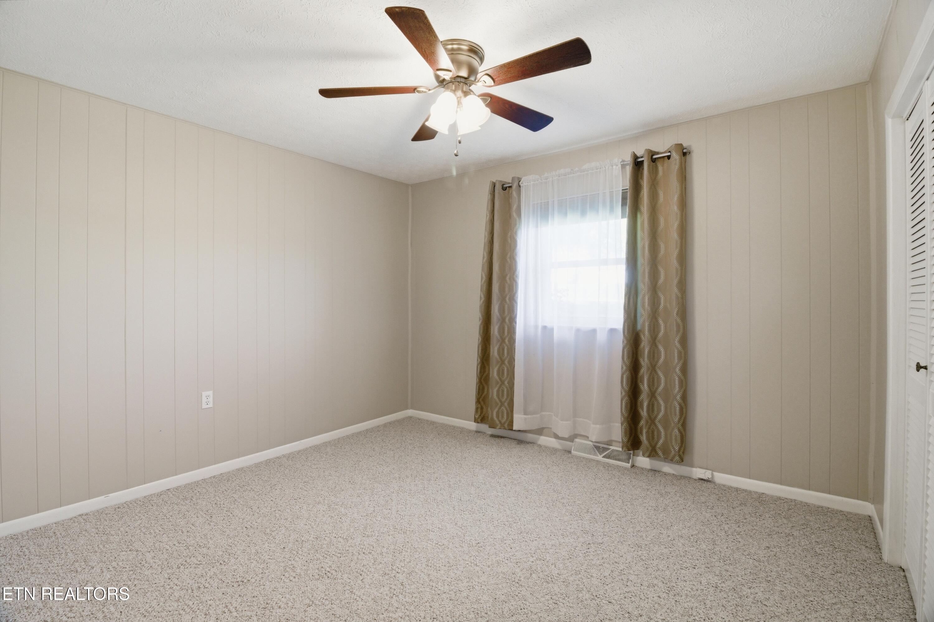 1518 E Brown School Road Maryville TN 37804