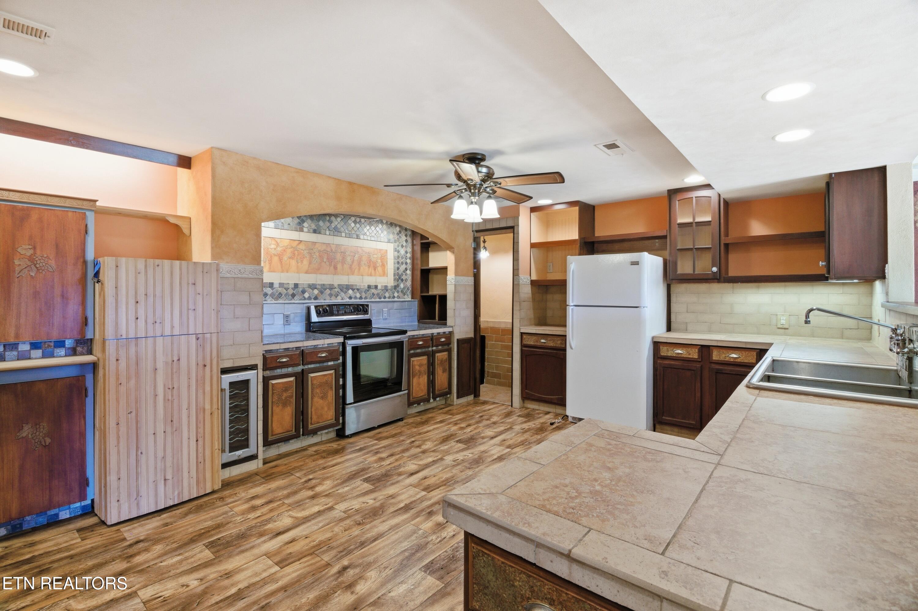 1518 E Brown School Road Maryville TN 37804