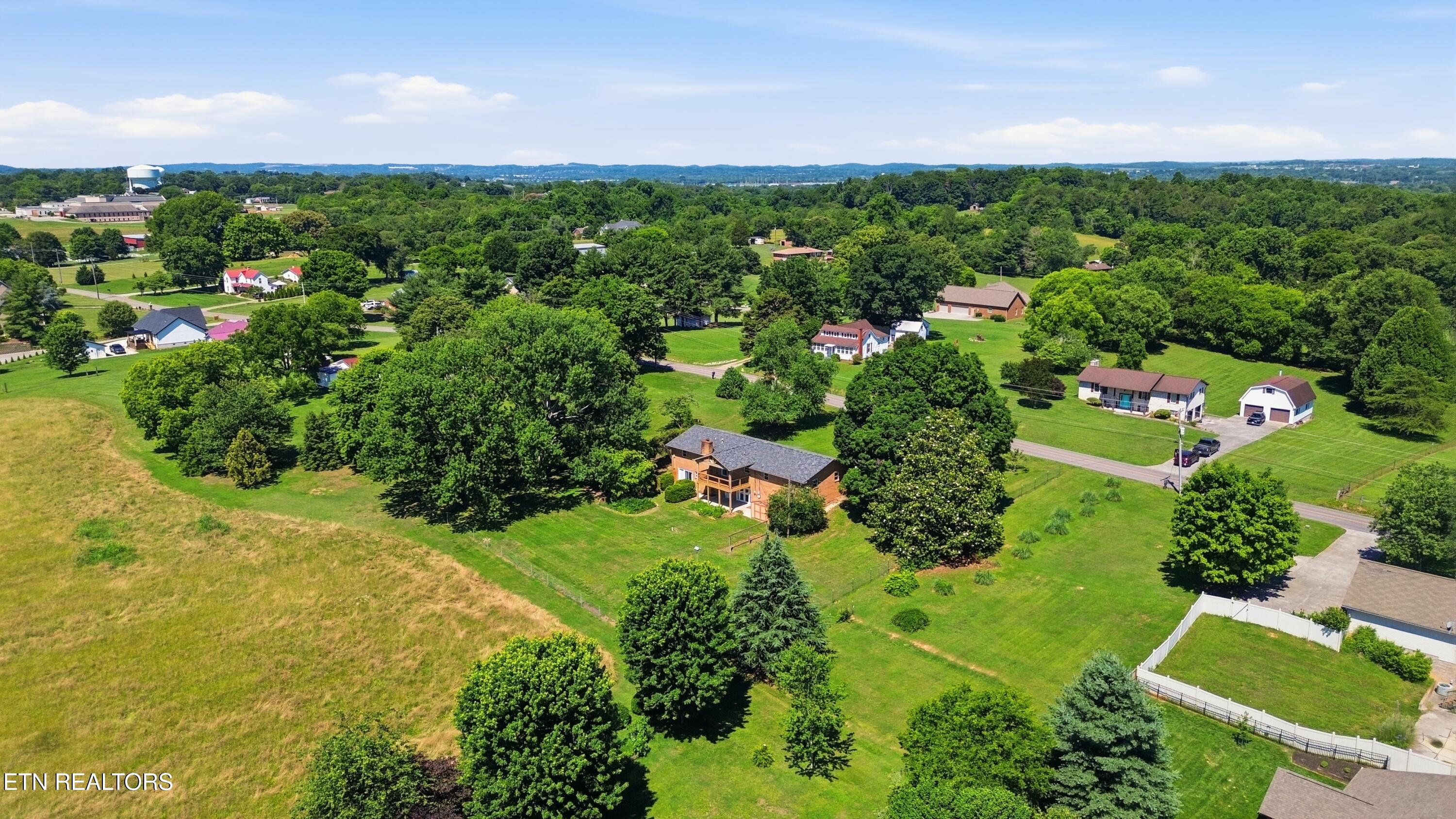 1518 E Brown School Road Maryville TN 37804