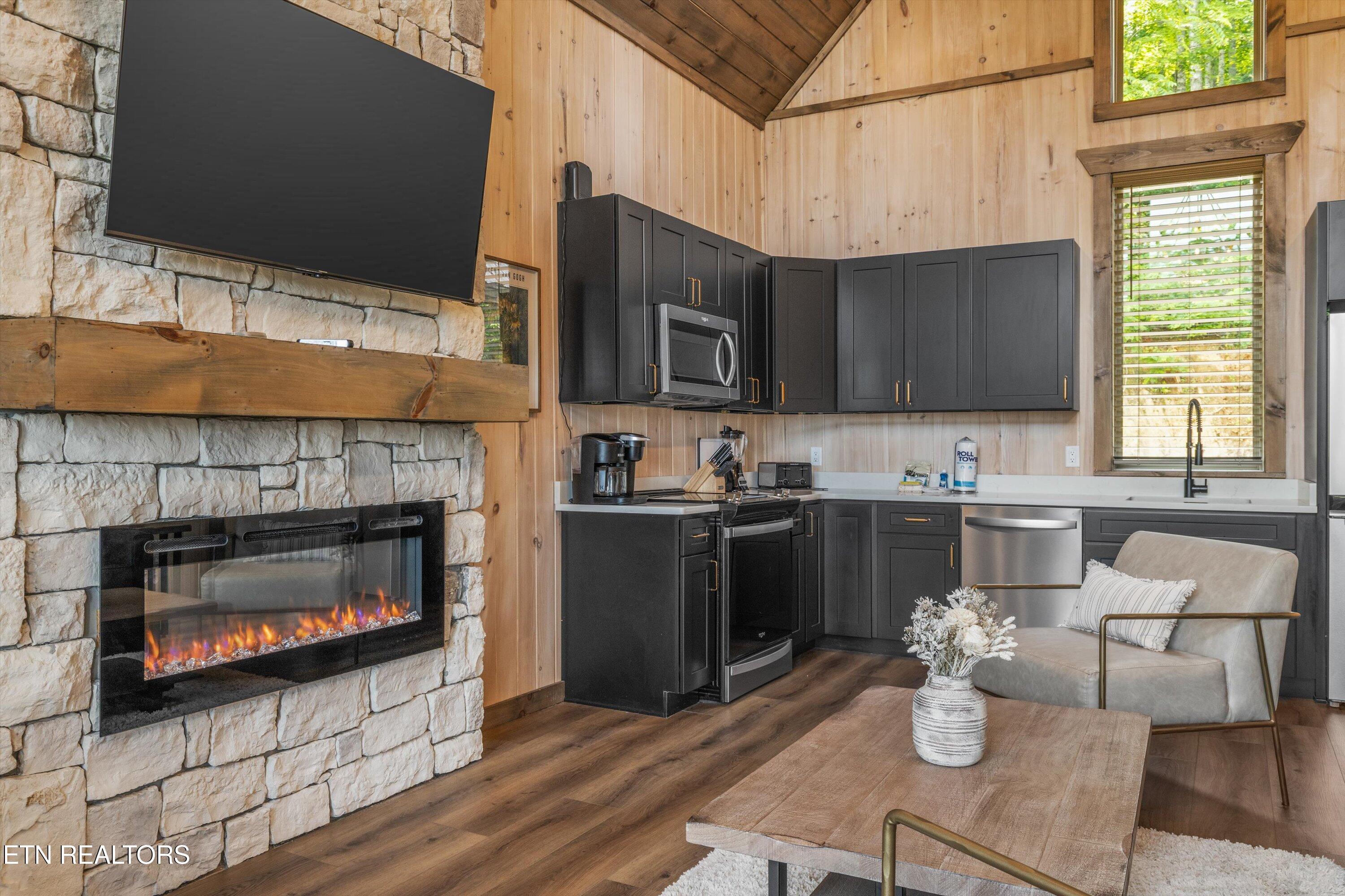 130 Jolene Way Sevierville TN 37876